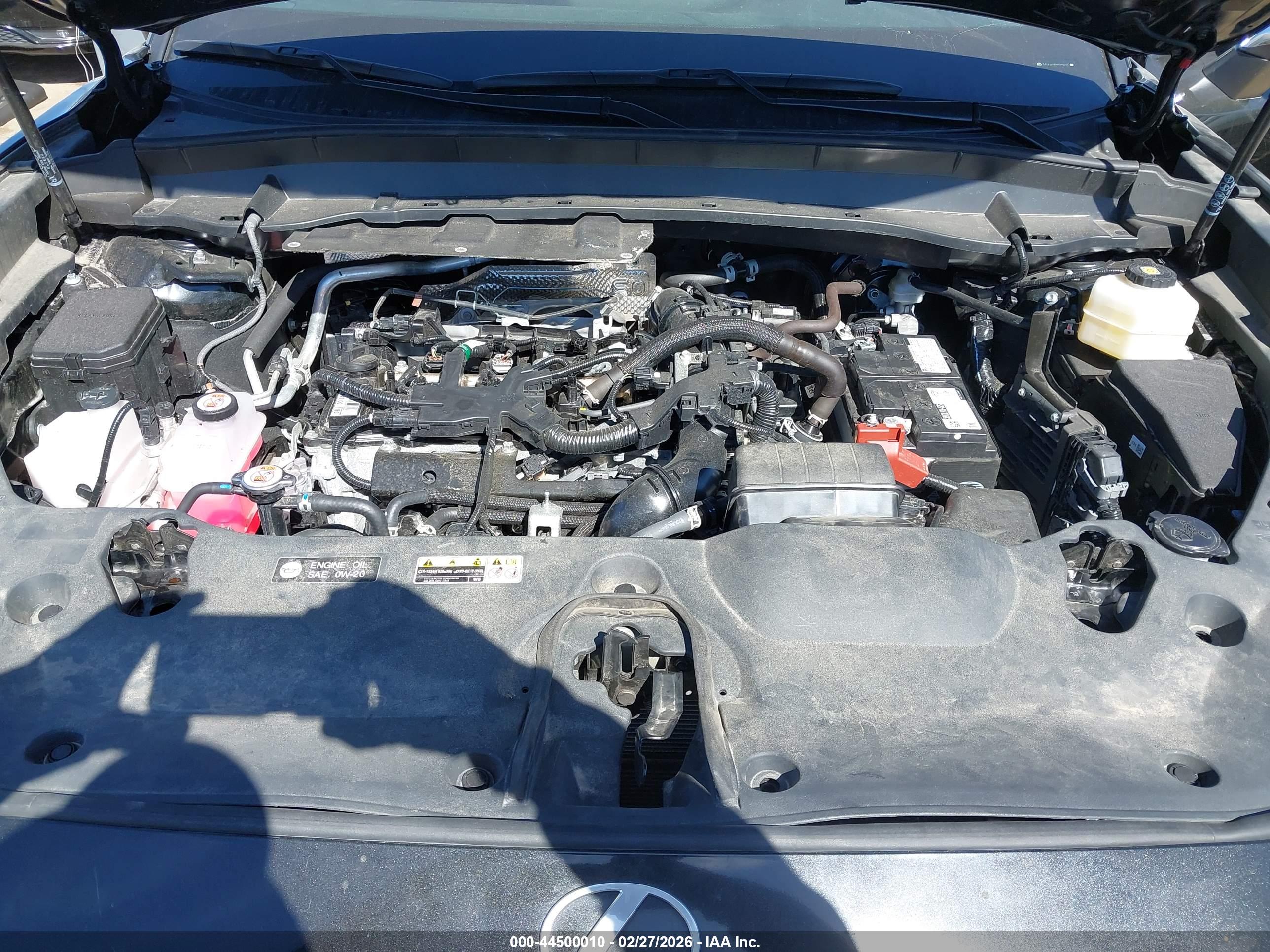 LEXUS TX image 10