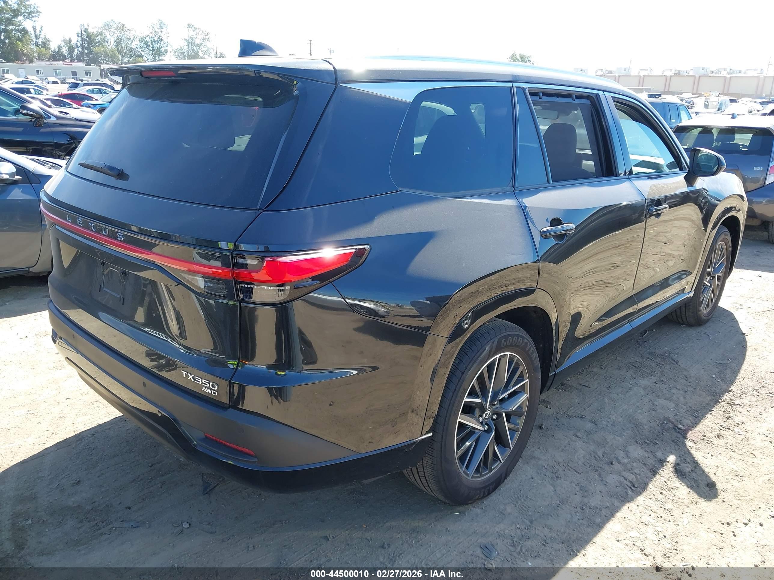 LEXUS TX image 4