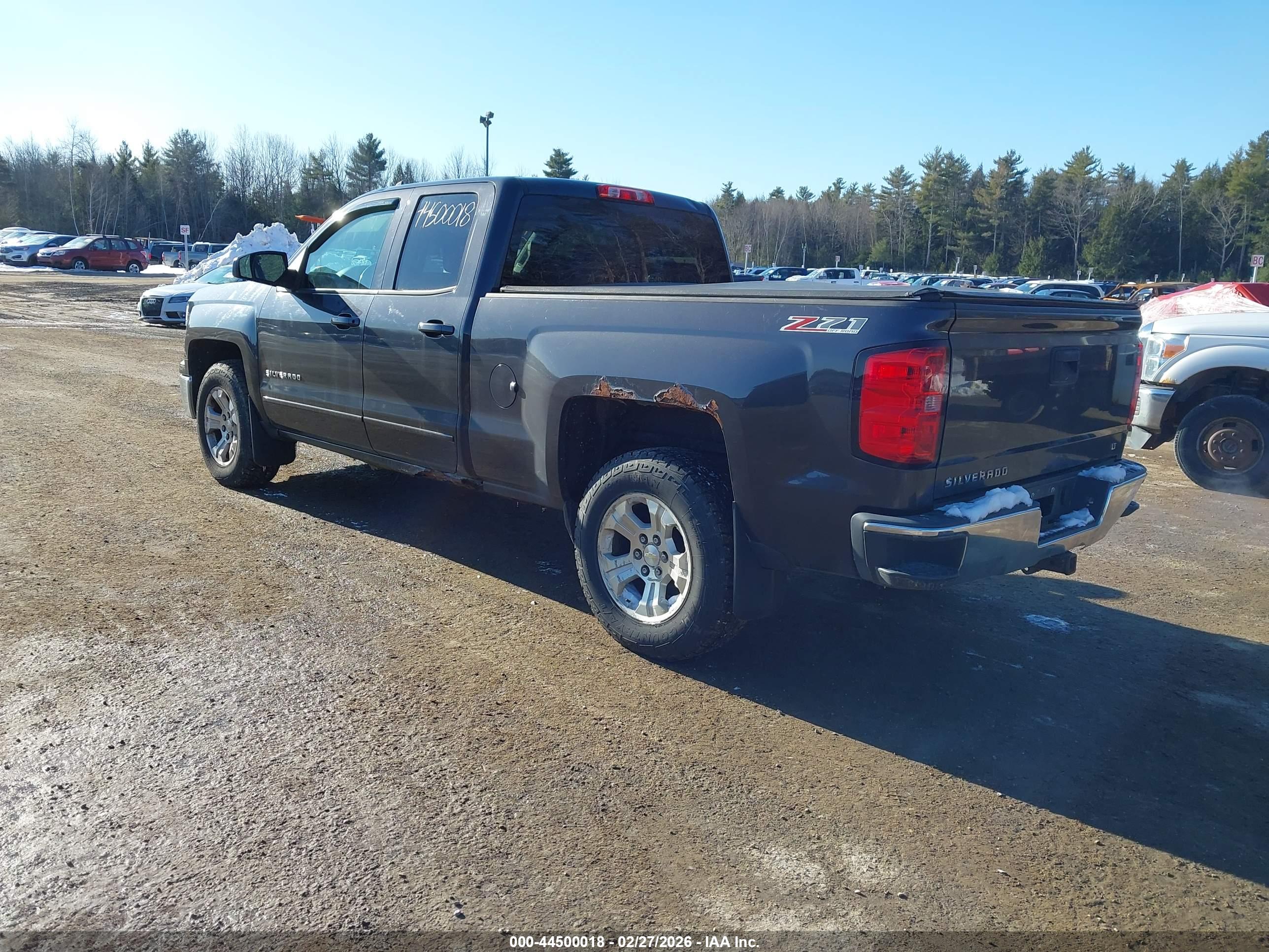 CHEVROLET SILVERADO image 3