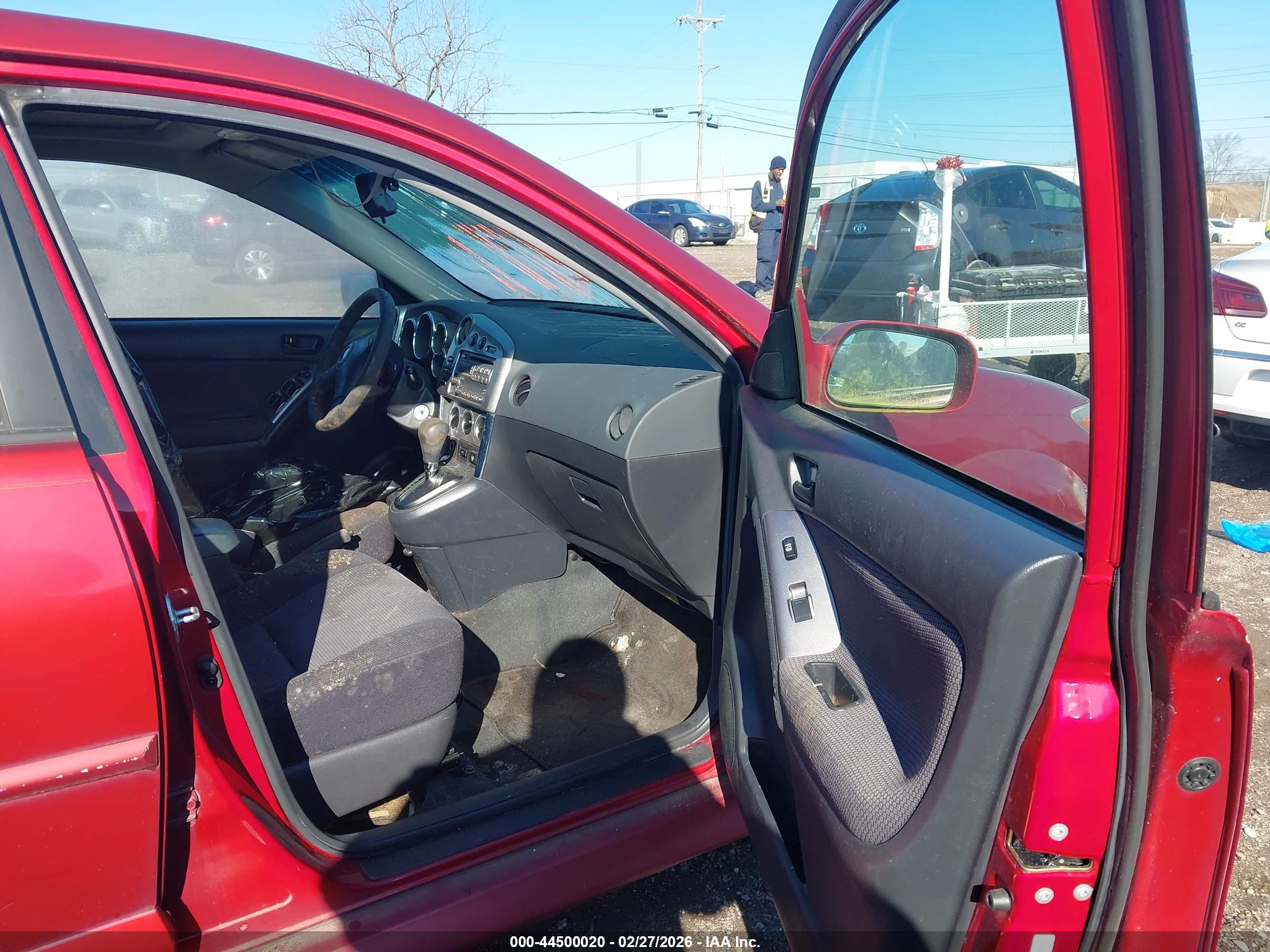 PONTIAC VIBE image 5