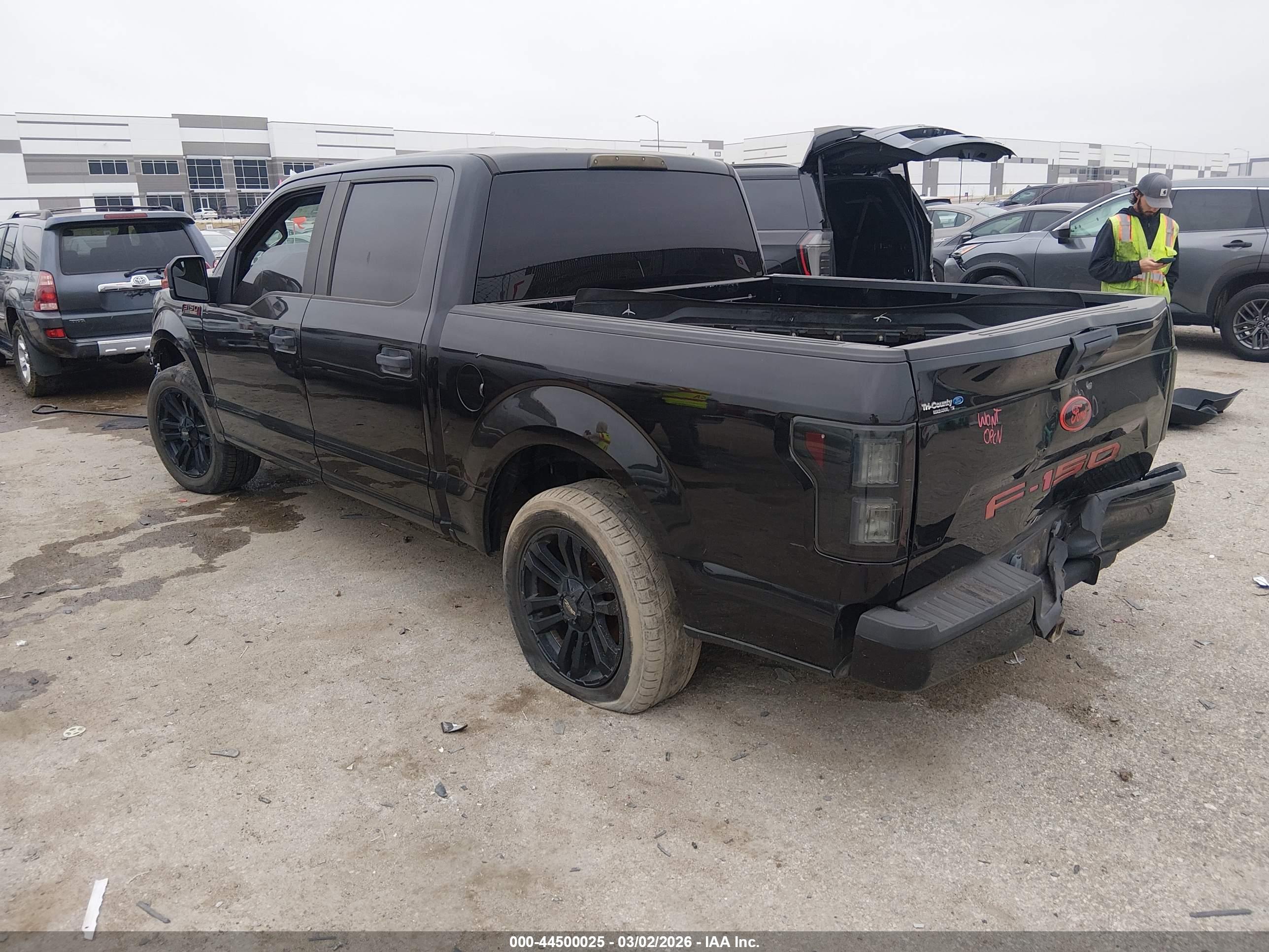 FORD F-150 image 3