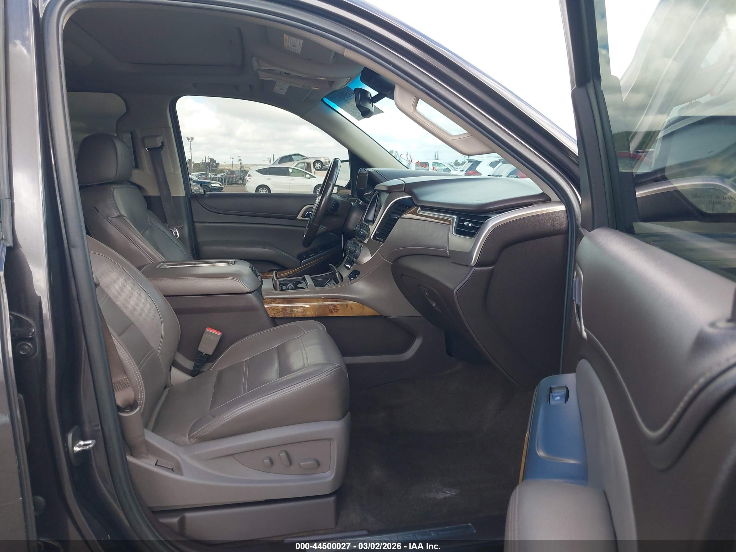 GMC YUKON image 5
