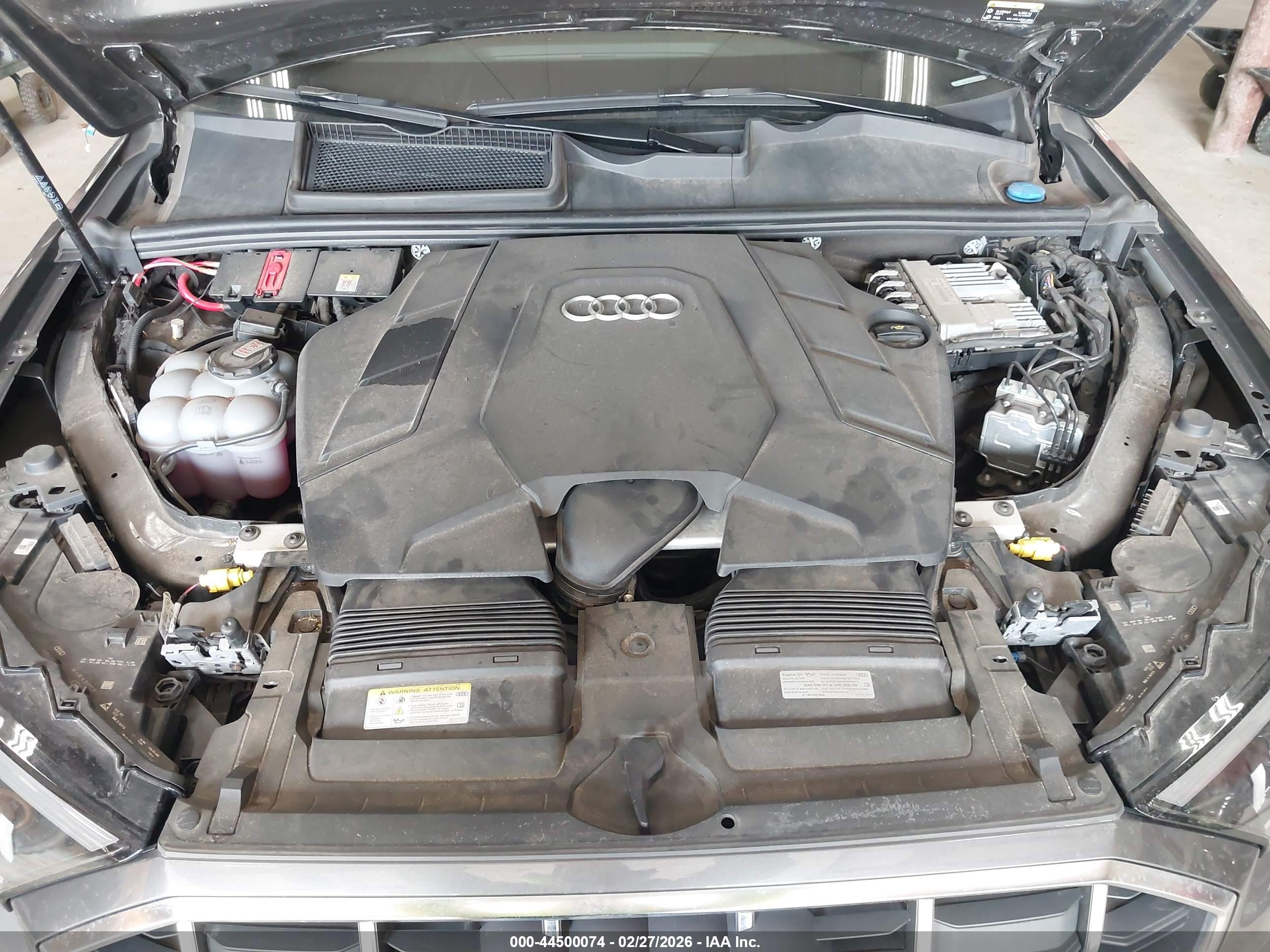 AUDI Q7 image 10