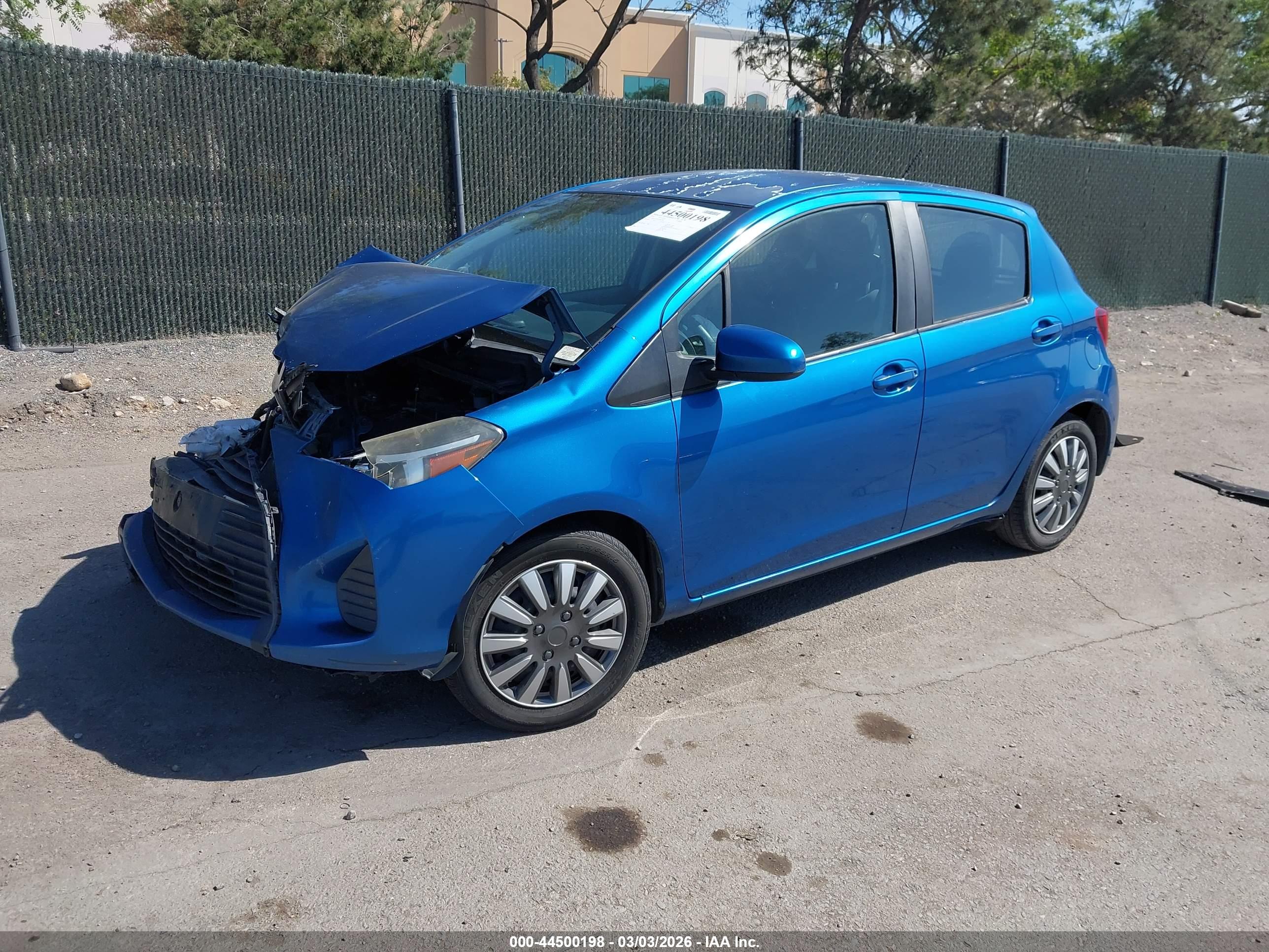 TOYOTA YARIS image 2