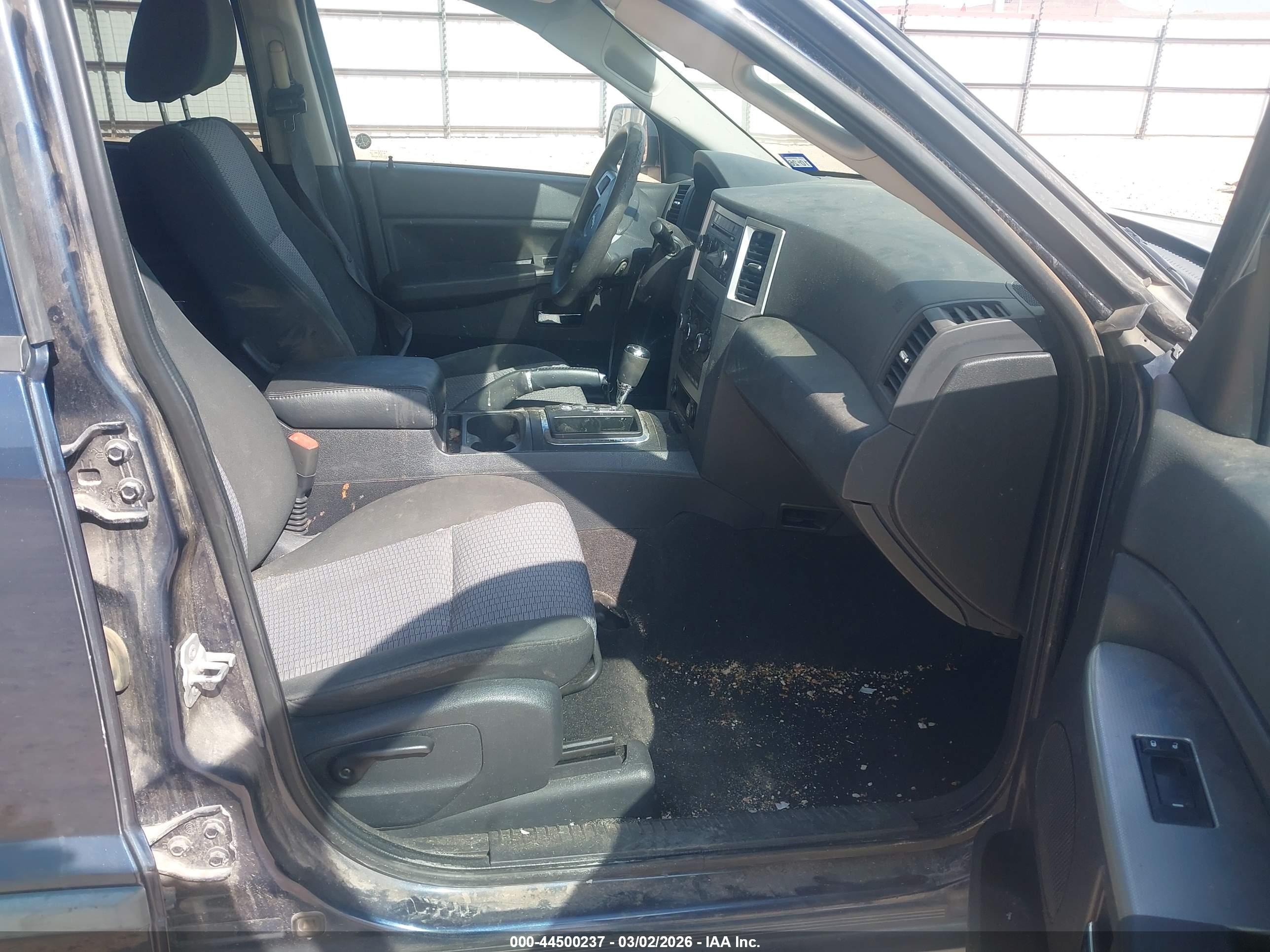 JEEP GRAND image 5
