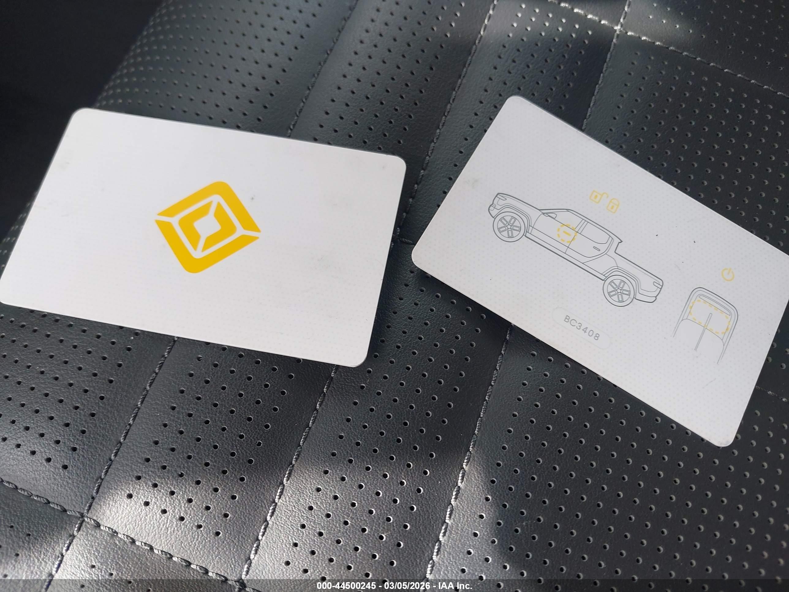 RIVIAN R1T image 11