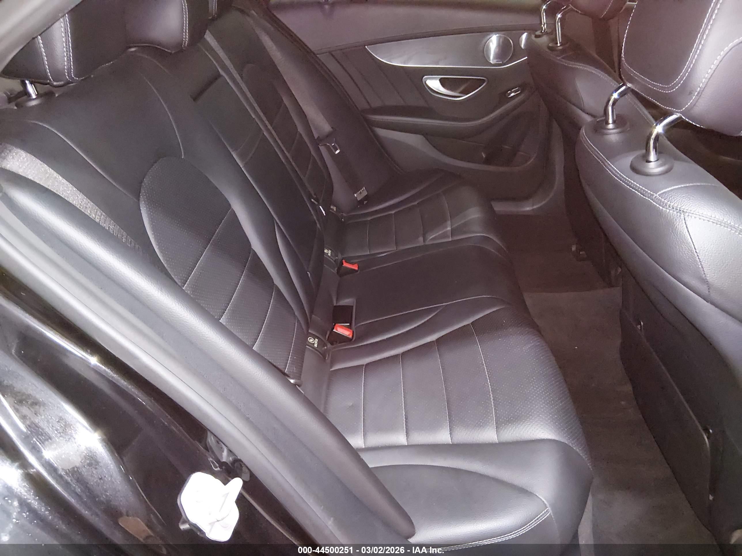 MERCEDES-BENZ C image 8