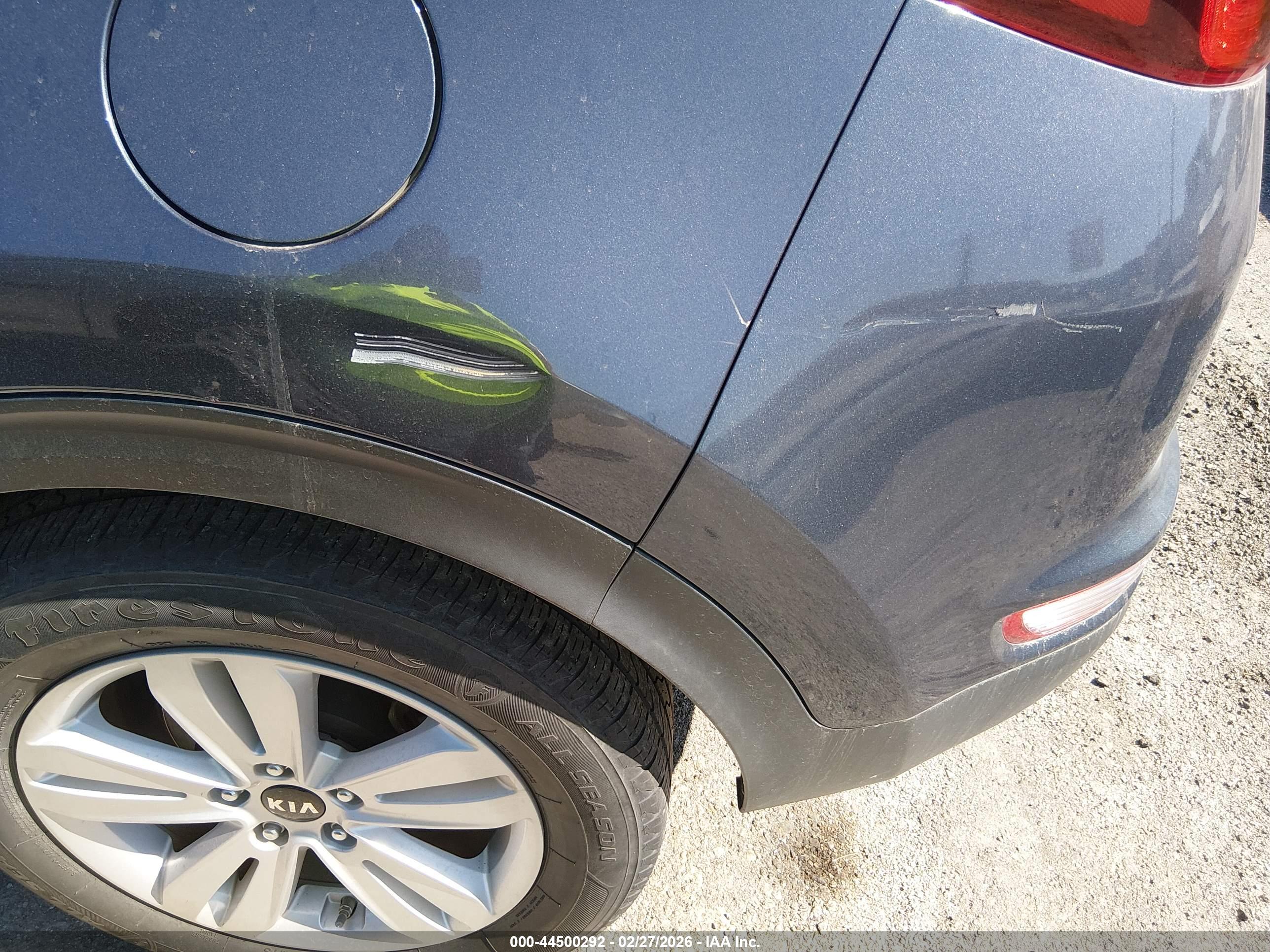 KIA SPORTAGE image 6