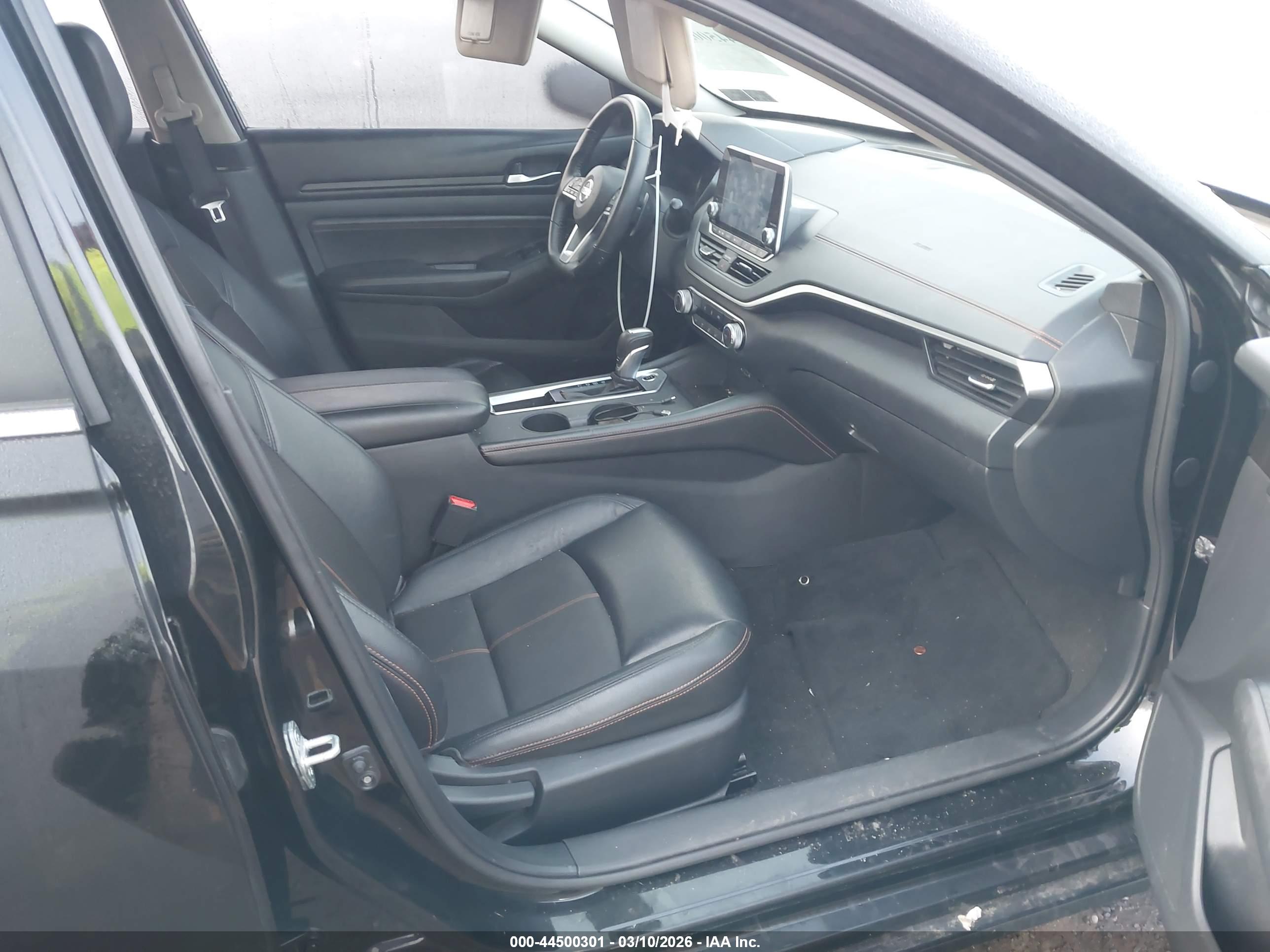 NISSAN ALTIMA image 5