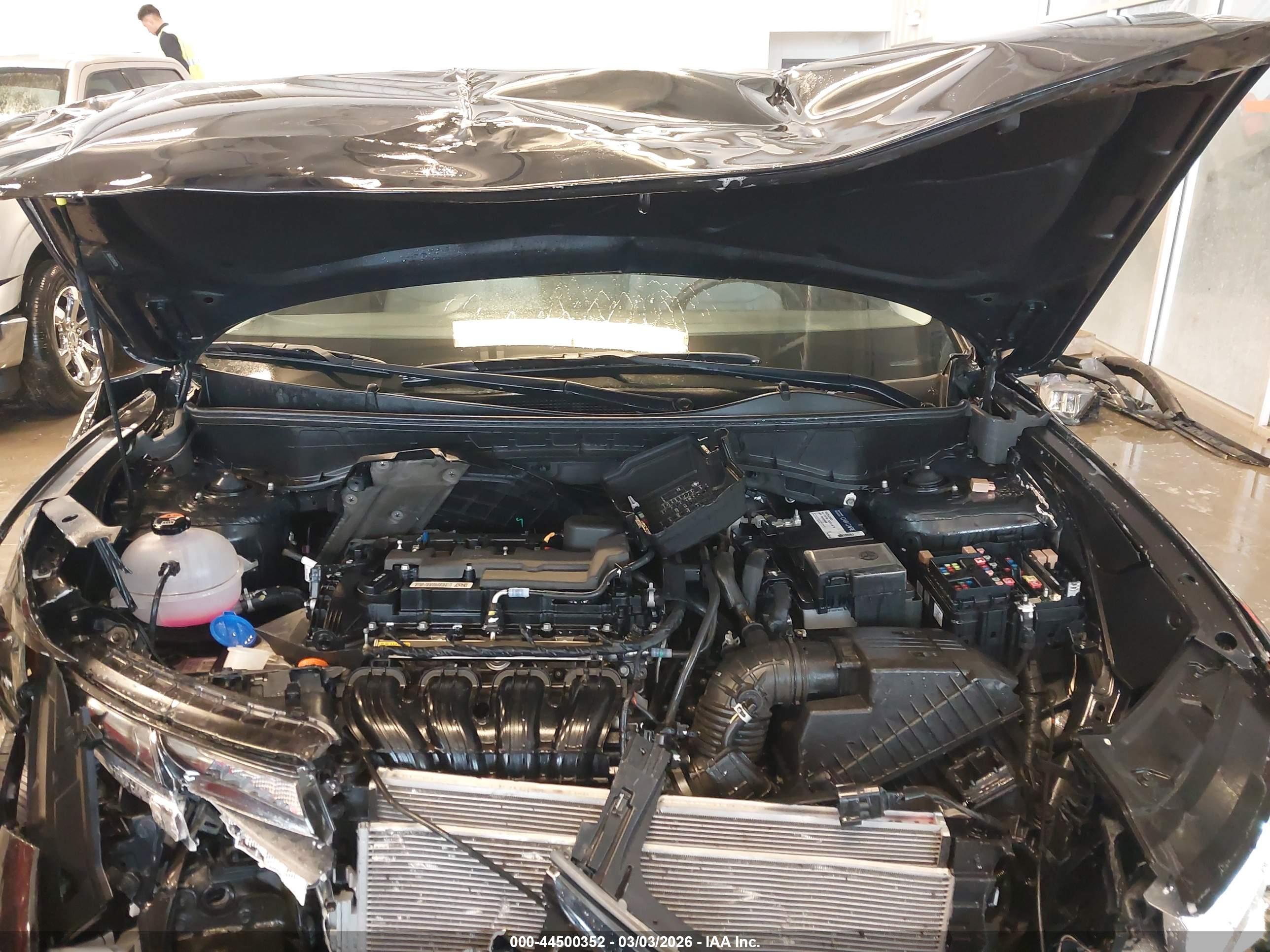 HYUNDAI TUCSON image 10