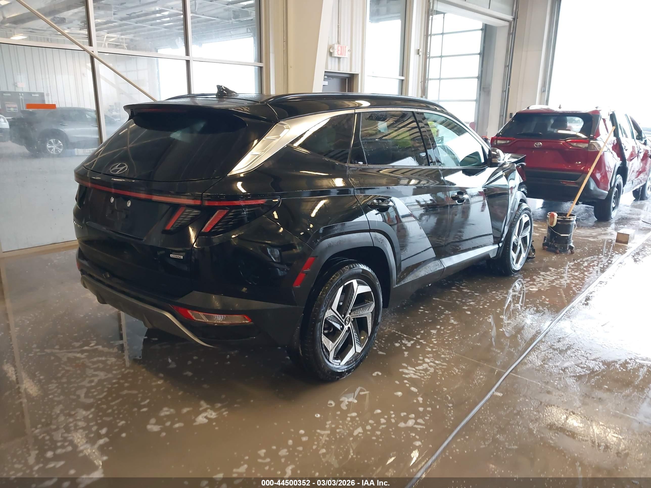 HYUNDAI TUCSON image 4
