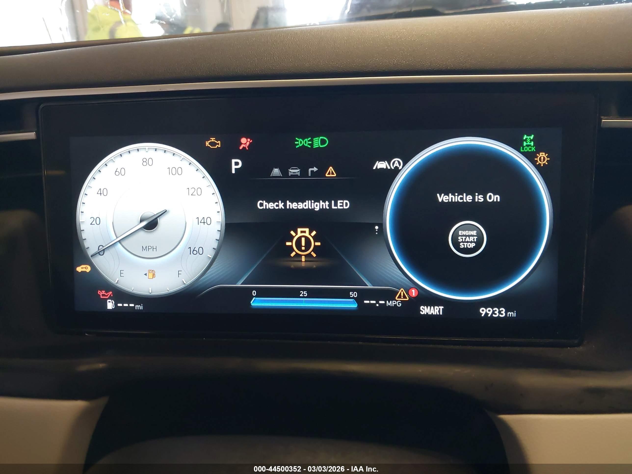 HYUNDAI TUCSON image 7