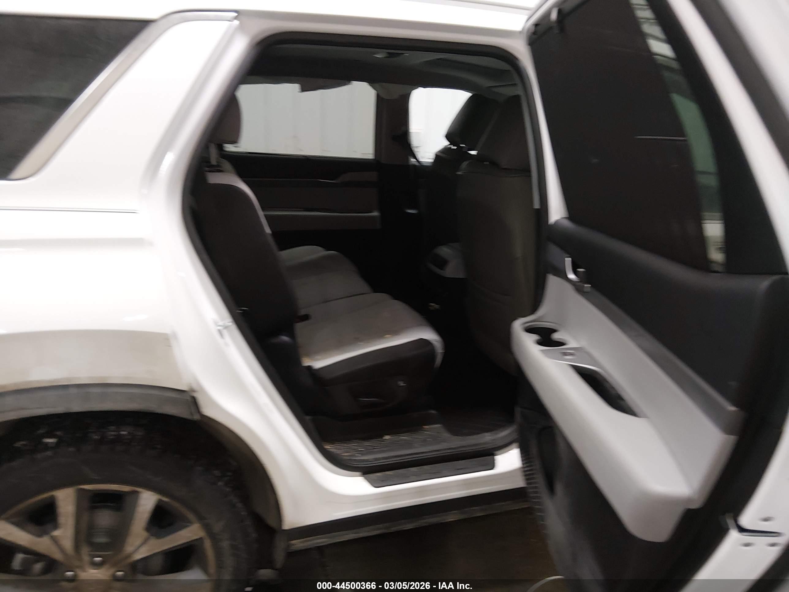 HYUNDAI PALISADE image 8