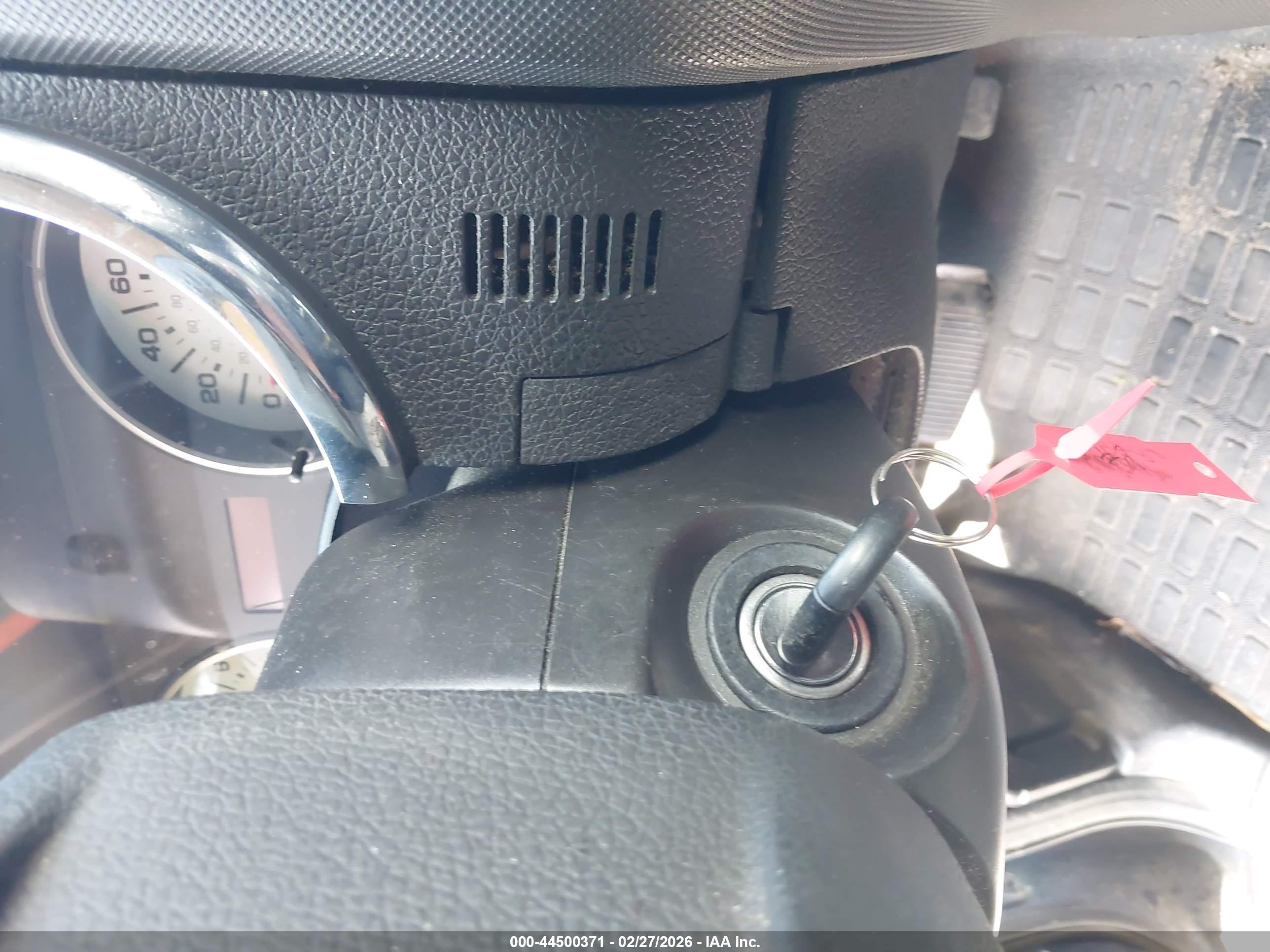 FORD EXPLORER image 11