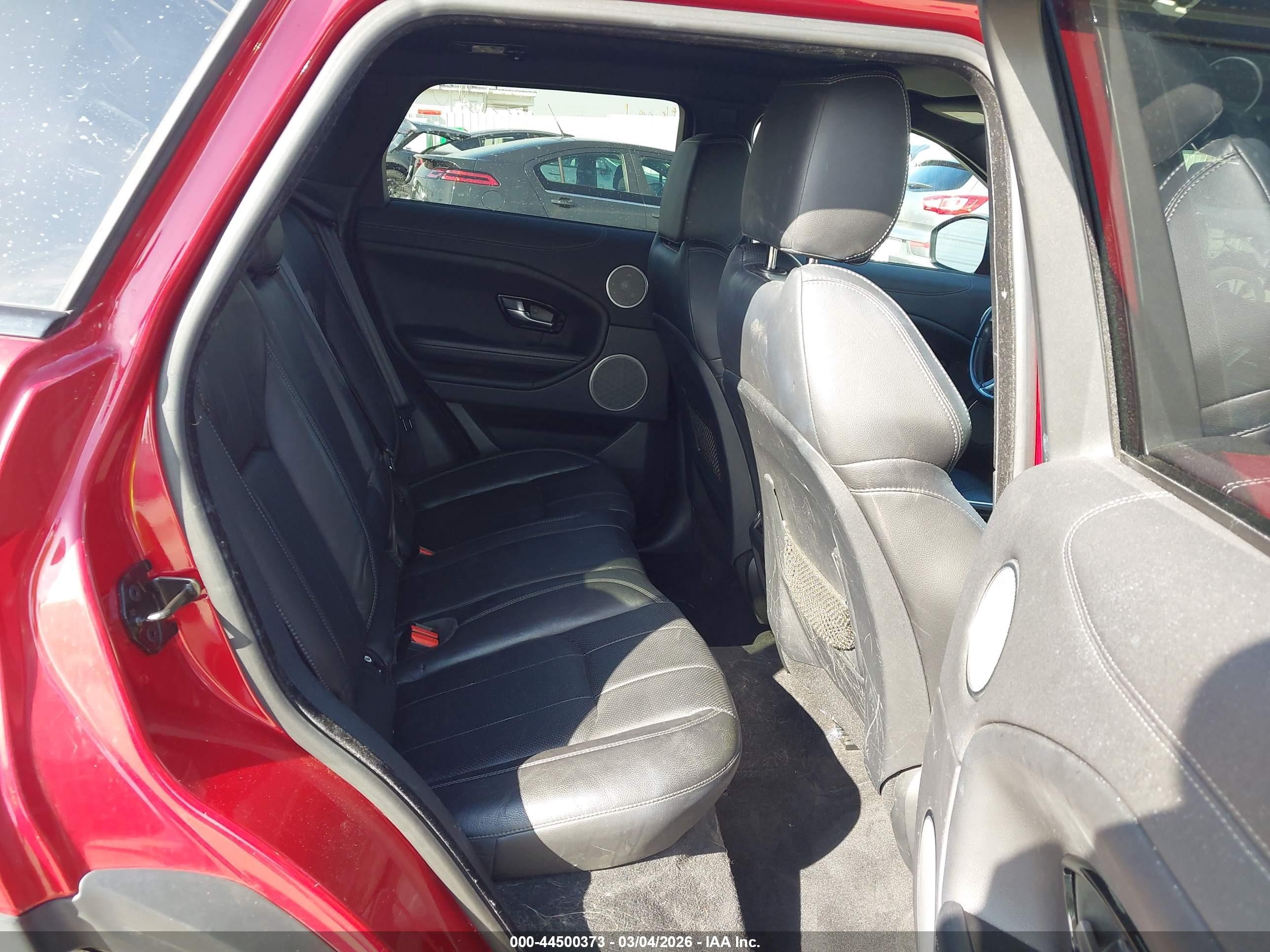 LAND ROVER image 8