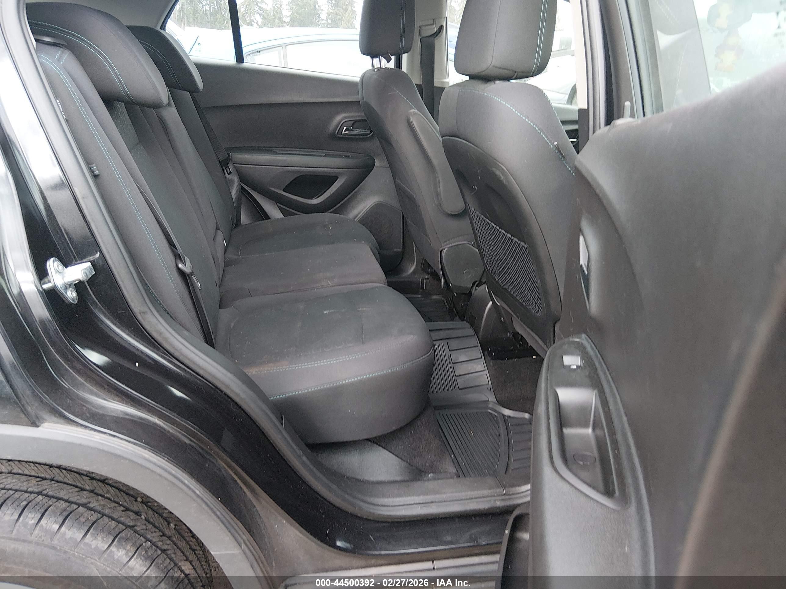 CHEVROLET TRAX image 8
