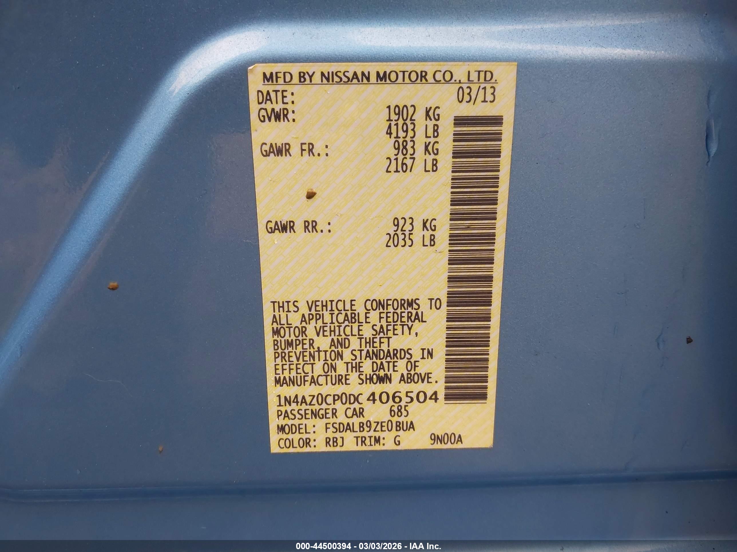 NISSAN LEAF image 9