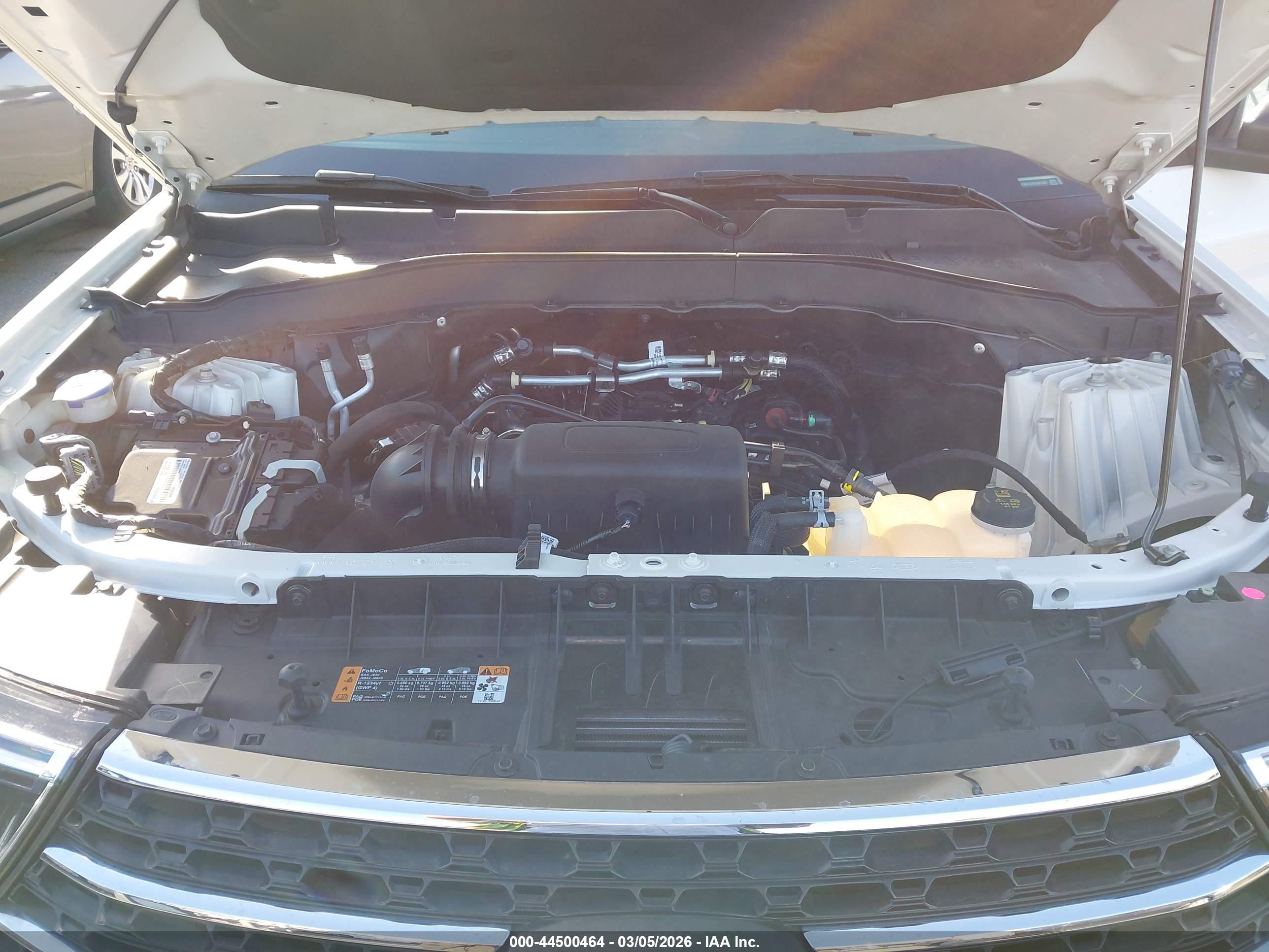 FORD EXPLORER image 10