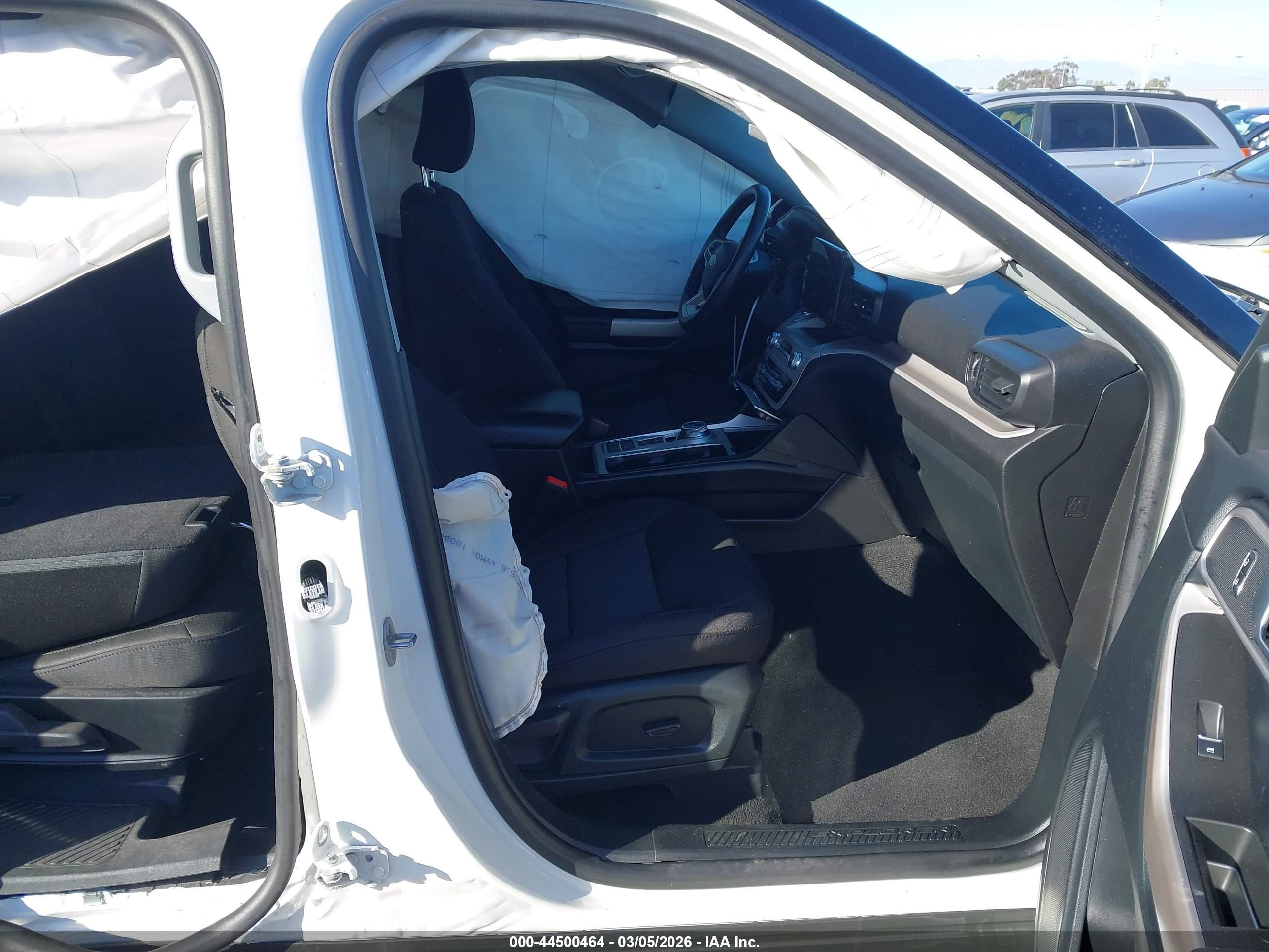 FORD EXPLORER image 5