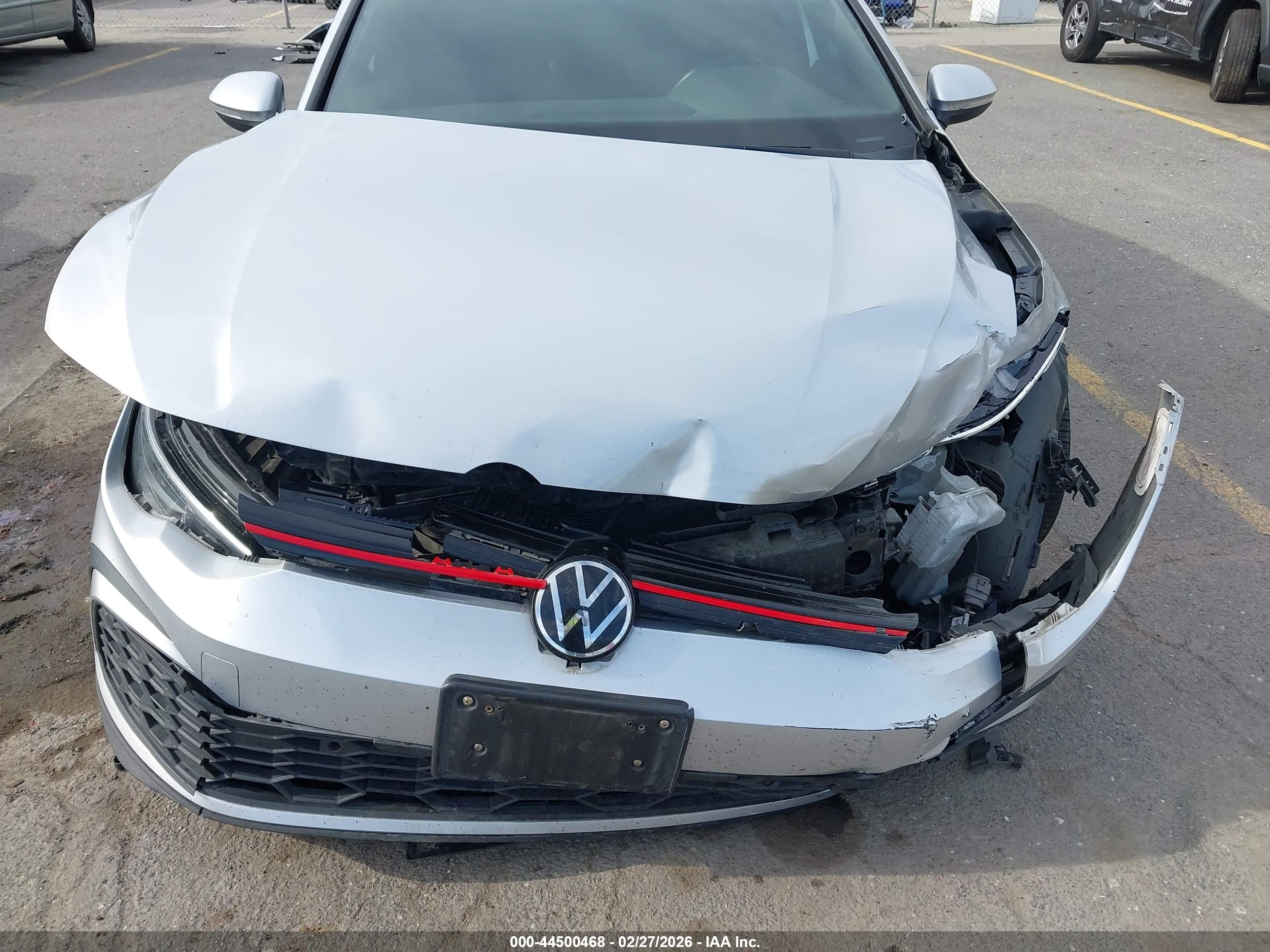 VOLKSWAGEN GOLF image 6