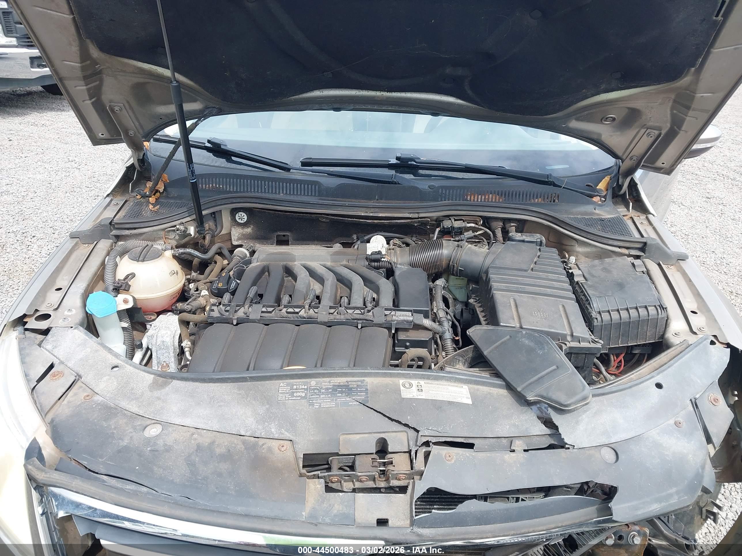 VOLKSWAGEN CC image 10