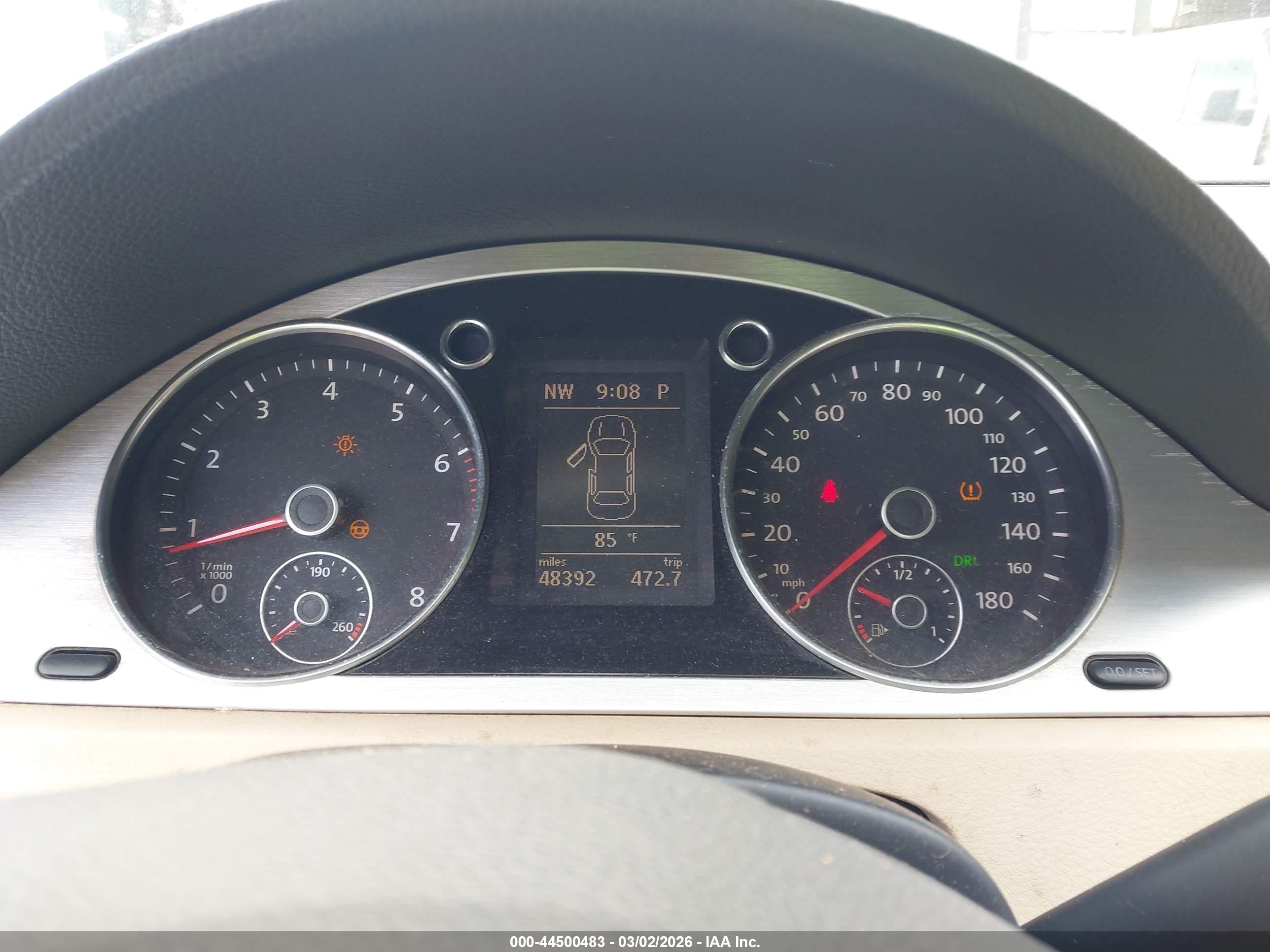 VOLKSWAGEN CC image 7