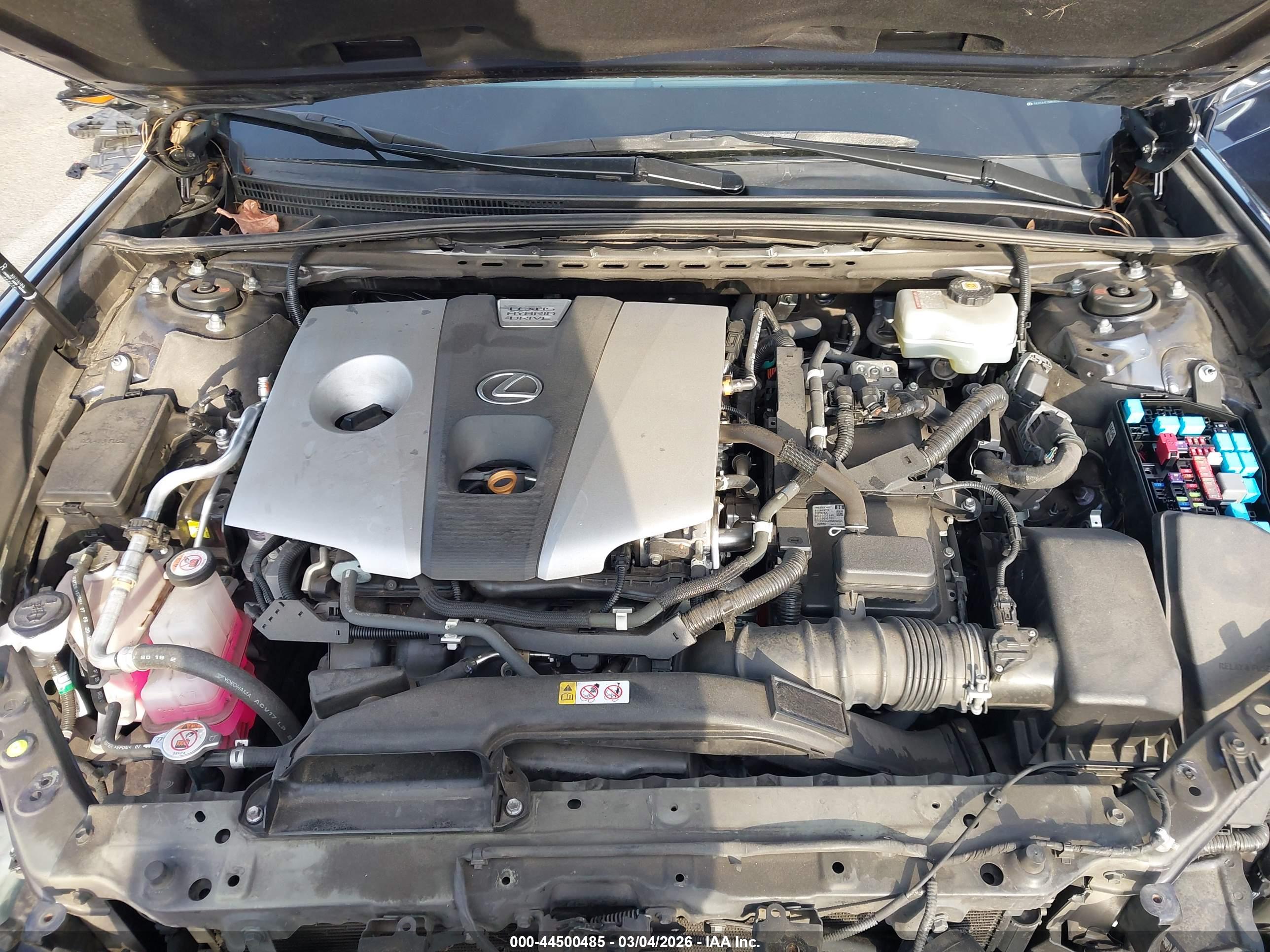 LEXUS ES image 10