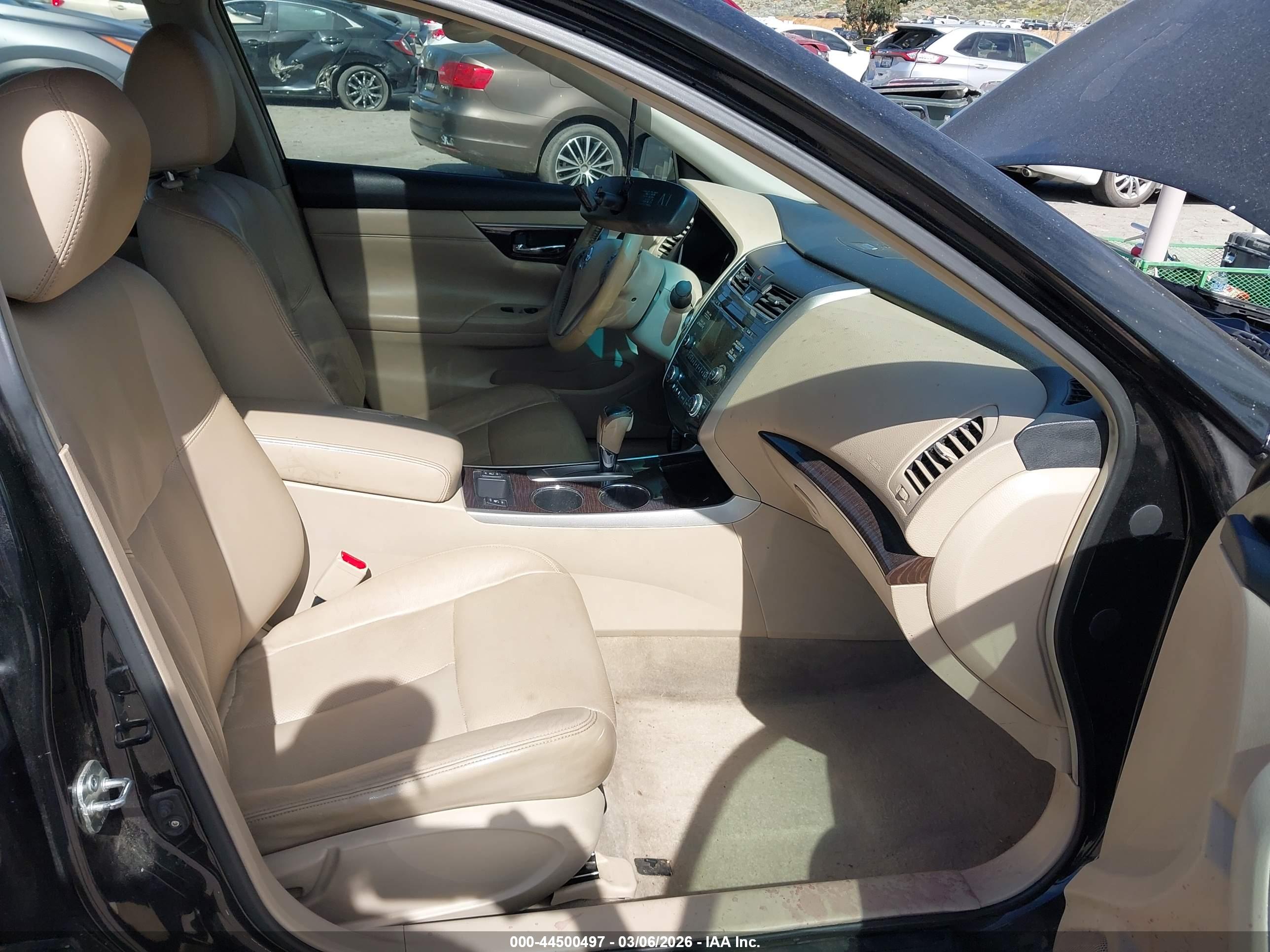 NISSAN ALTIMA image 5