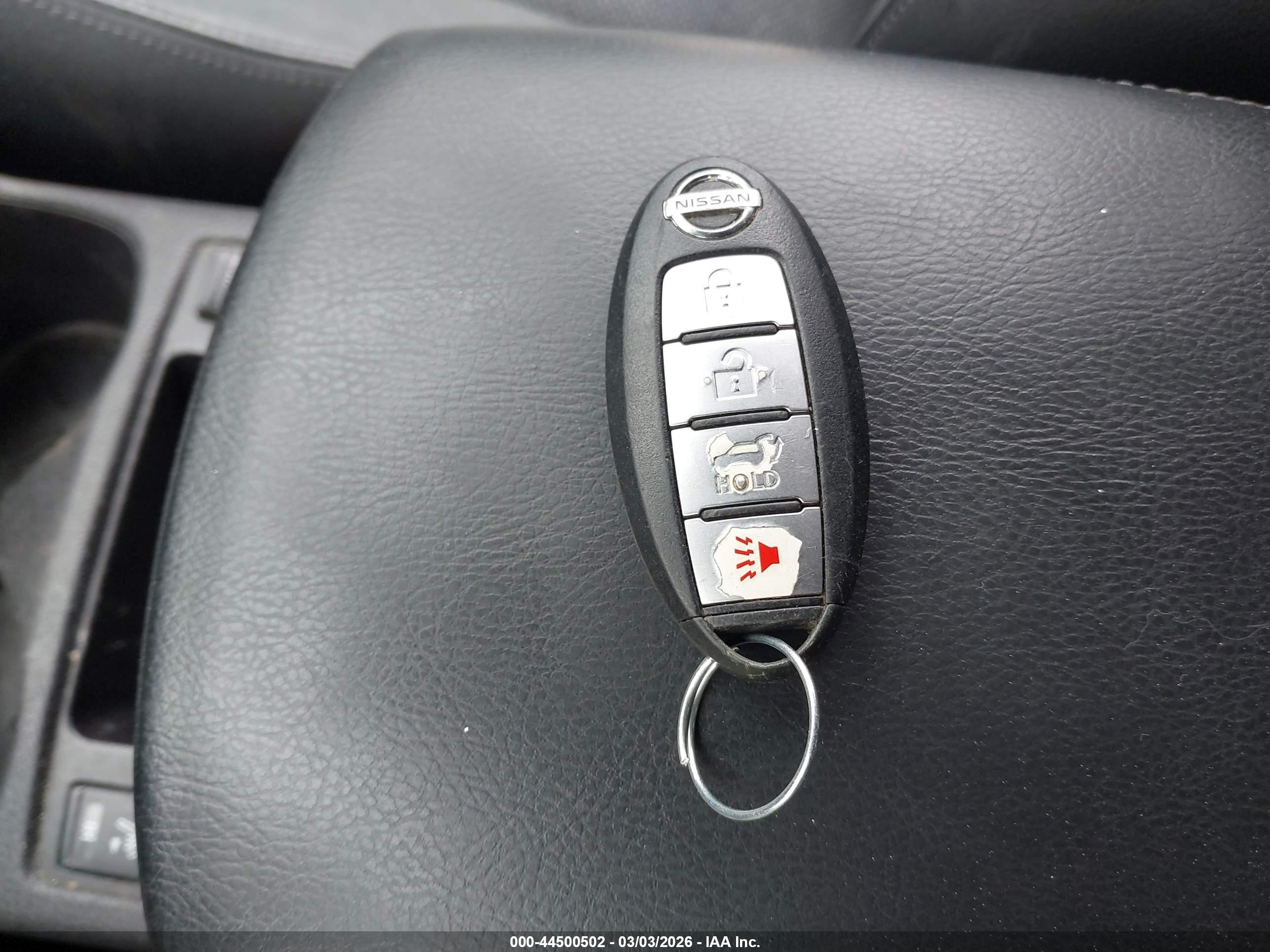 NISSAN ROGUE image 11