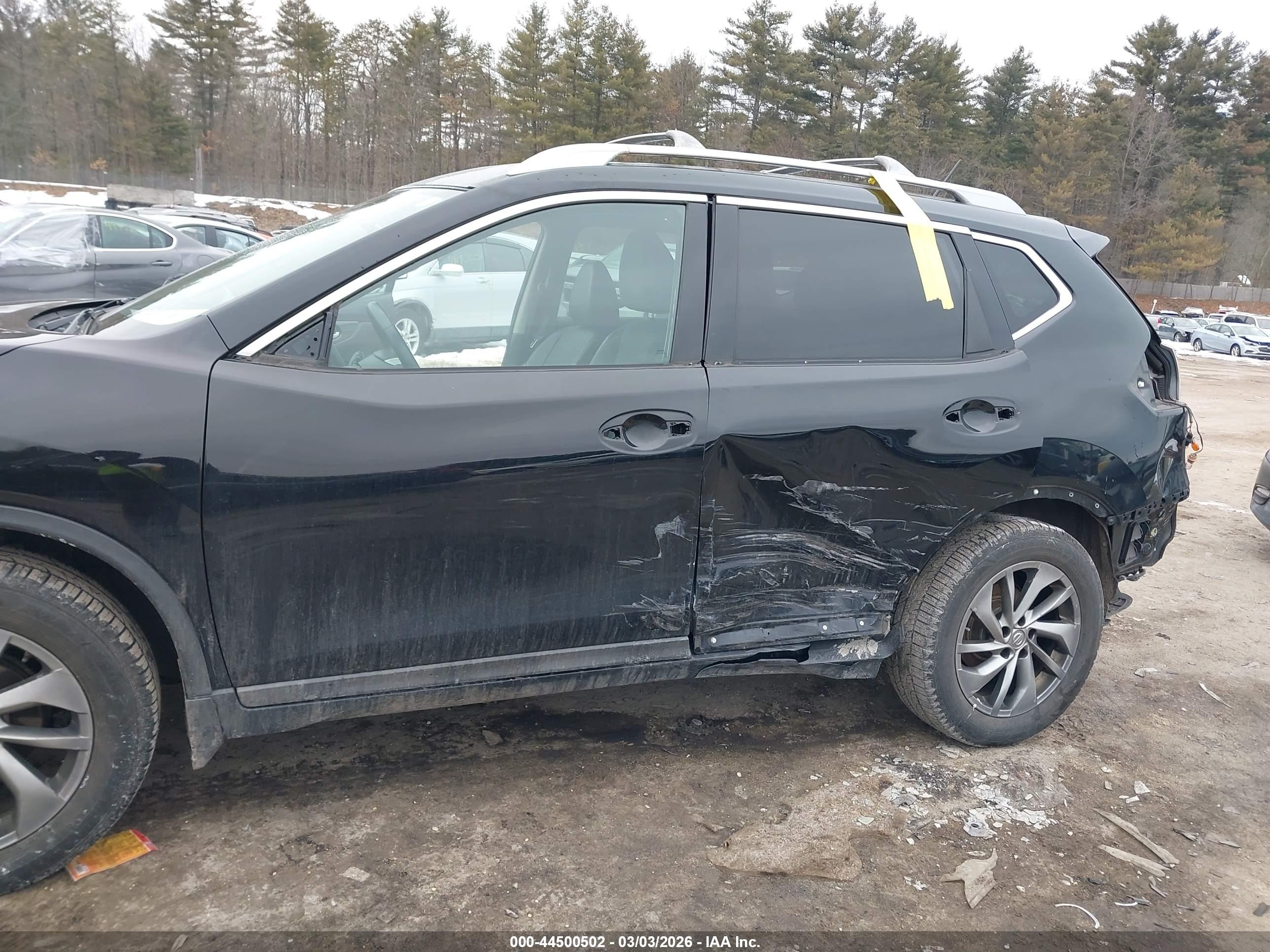 NISSAN ROGUE image 6