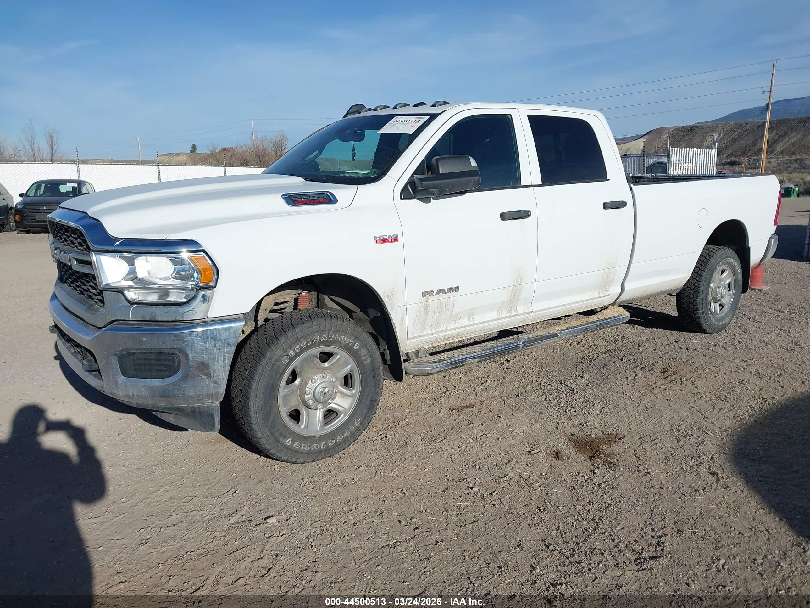 RAM 2500 image 2