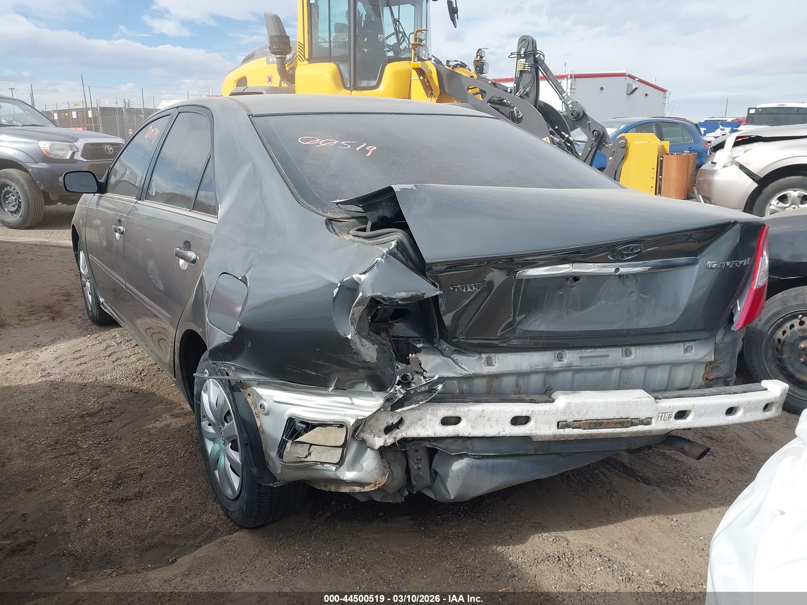TOYOTA CAMRY image 6