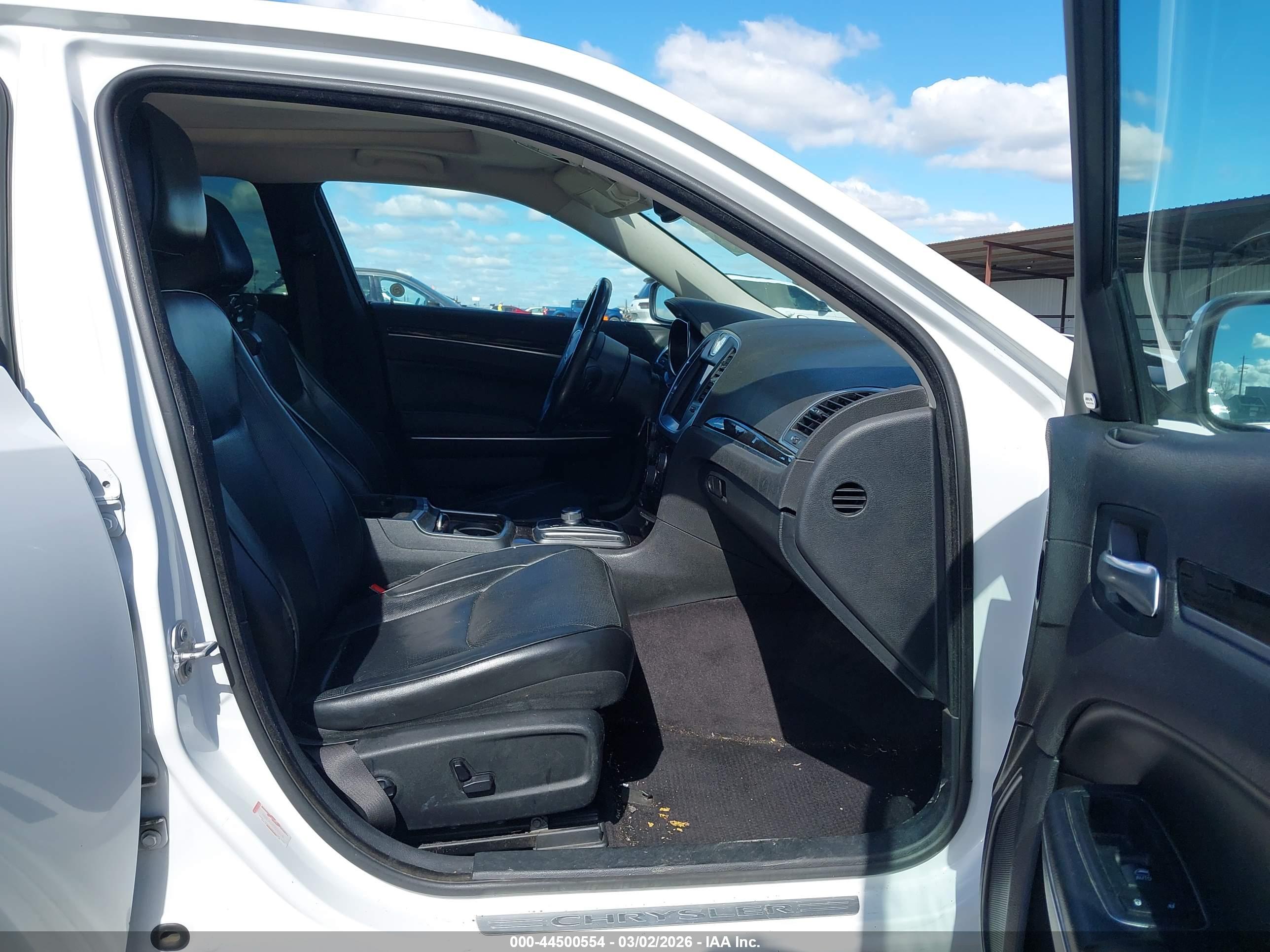CHRYSLER 300C image 5
