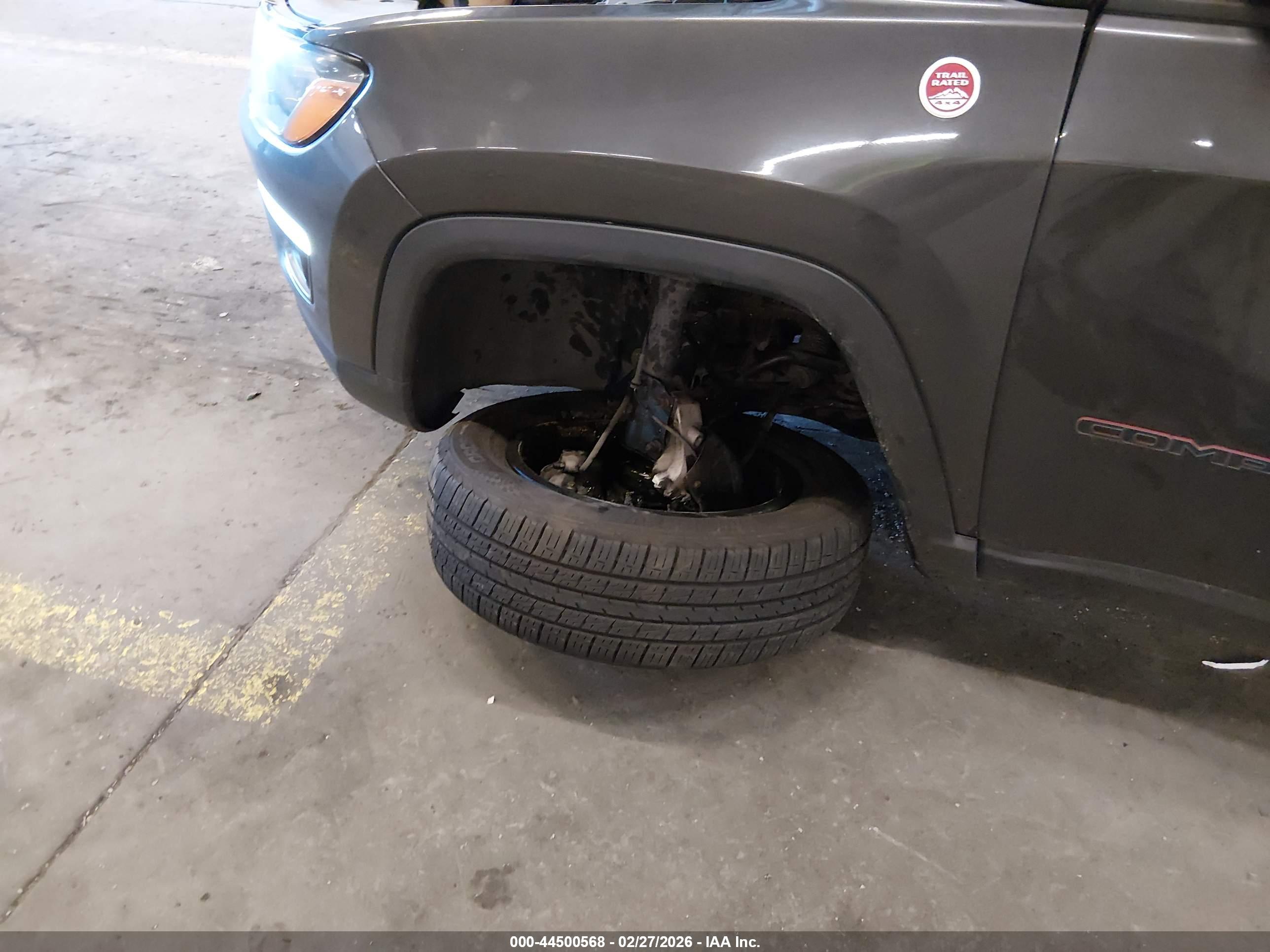 JEEP COMPASS image 6