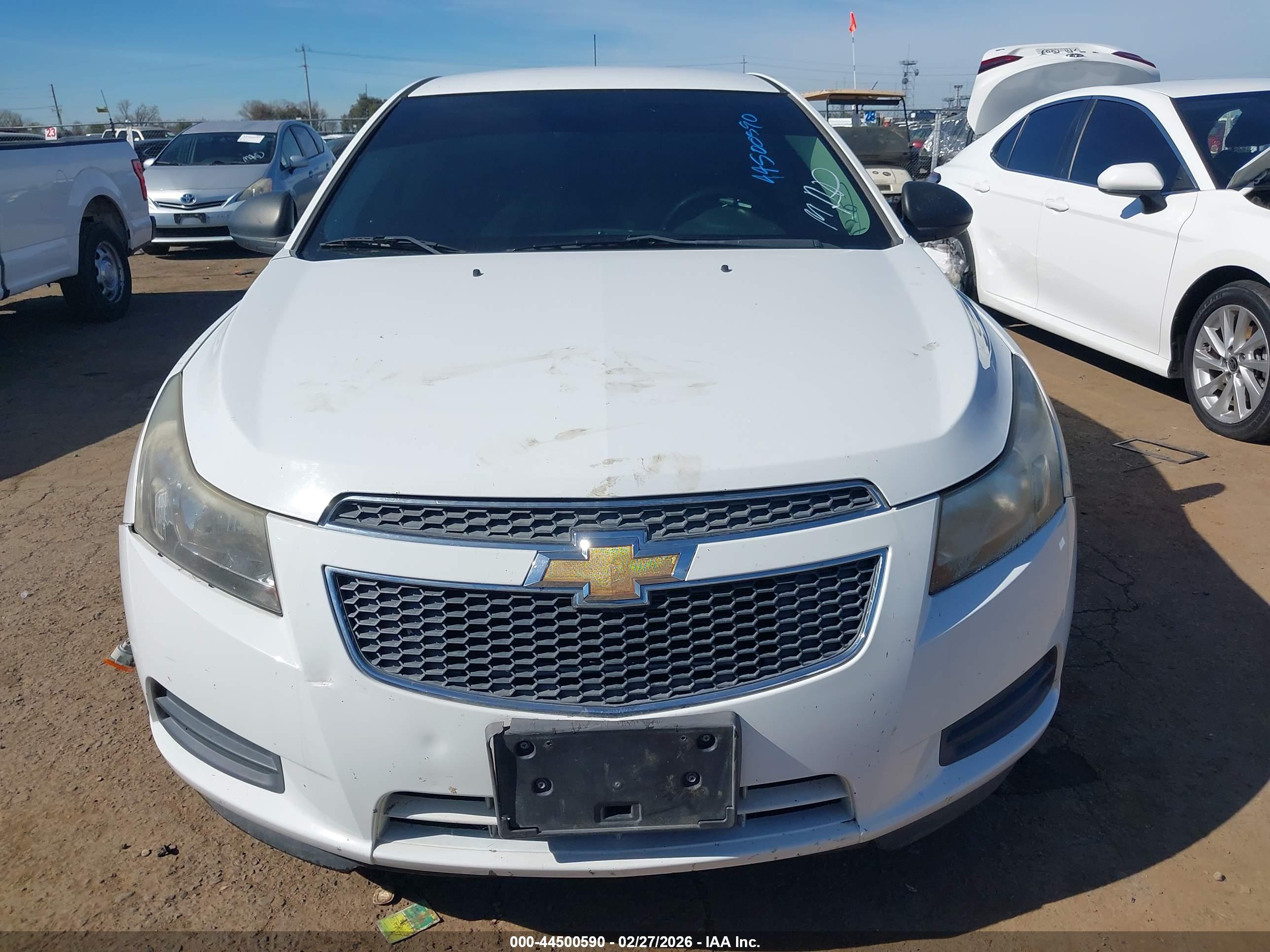 CHEVROLET CRUZE image 6