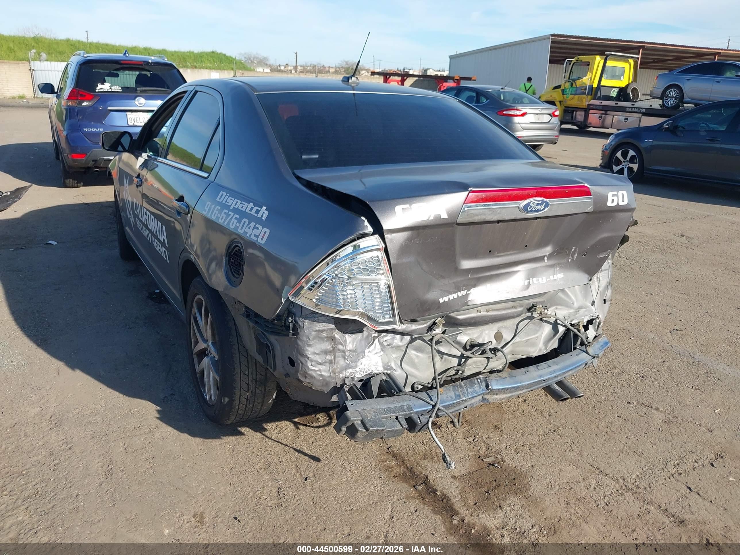 FORD FUSION image 3