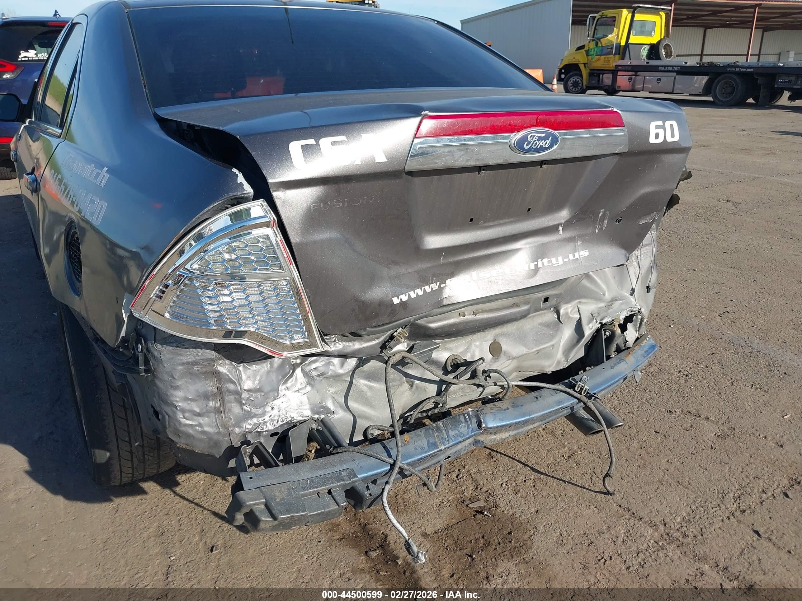 FORD FUSION image 6