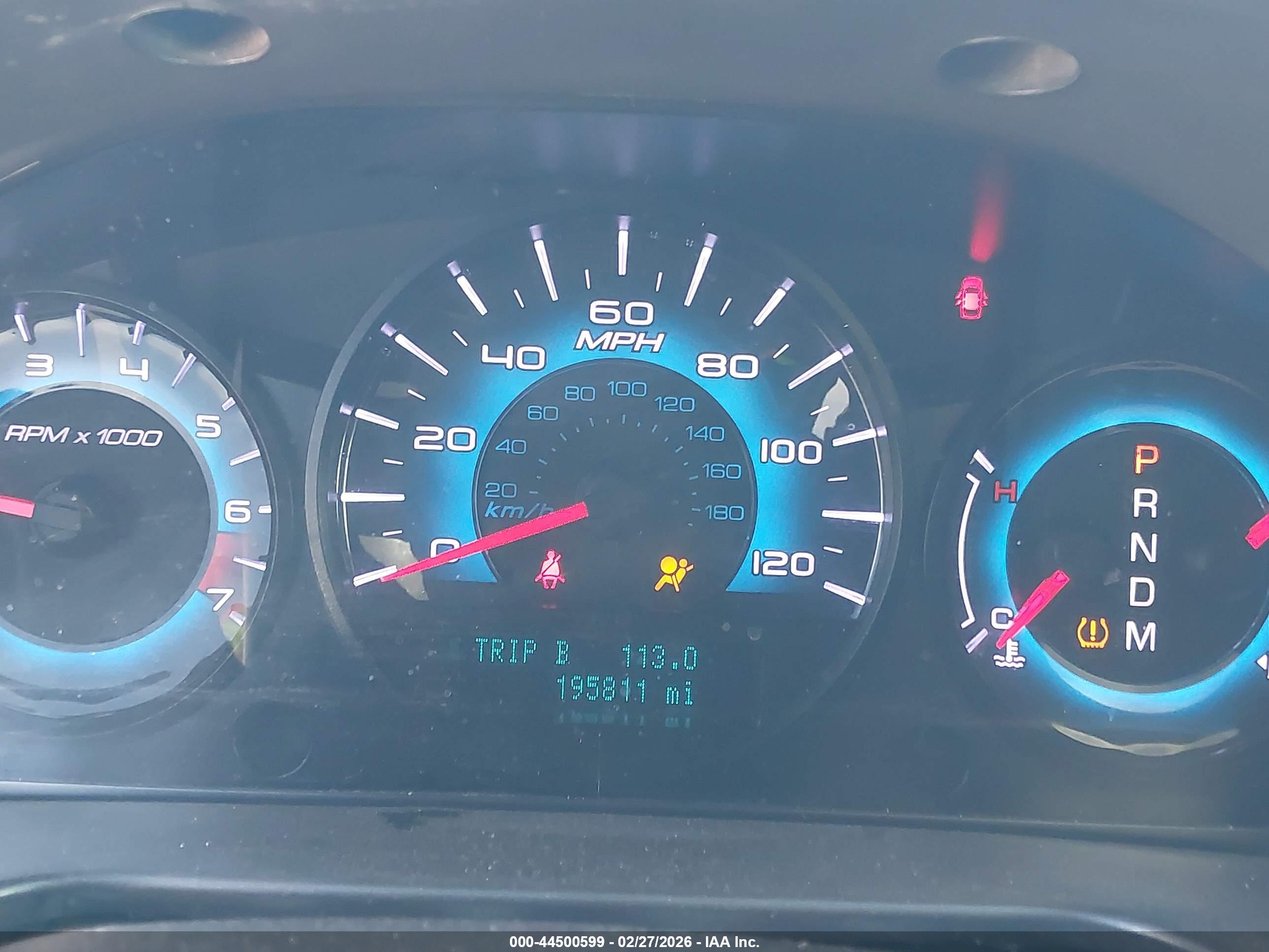 FORD FUSION image 7