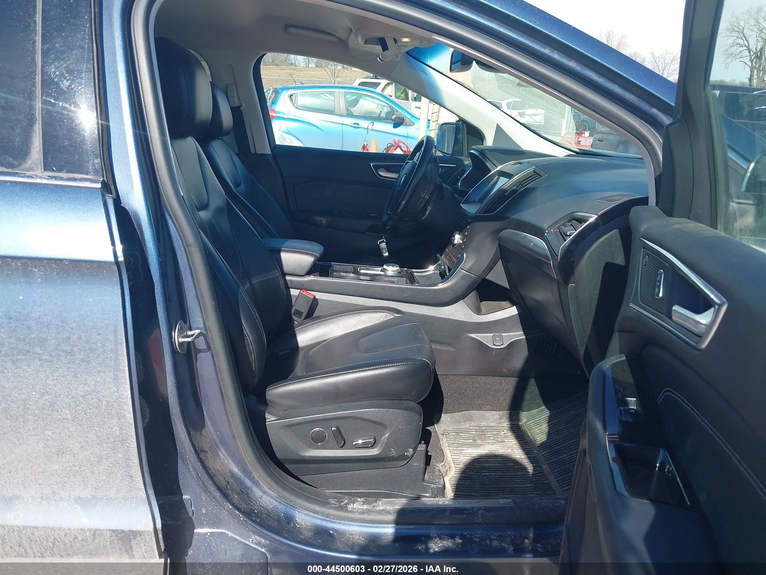 FORD EDGE image 5