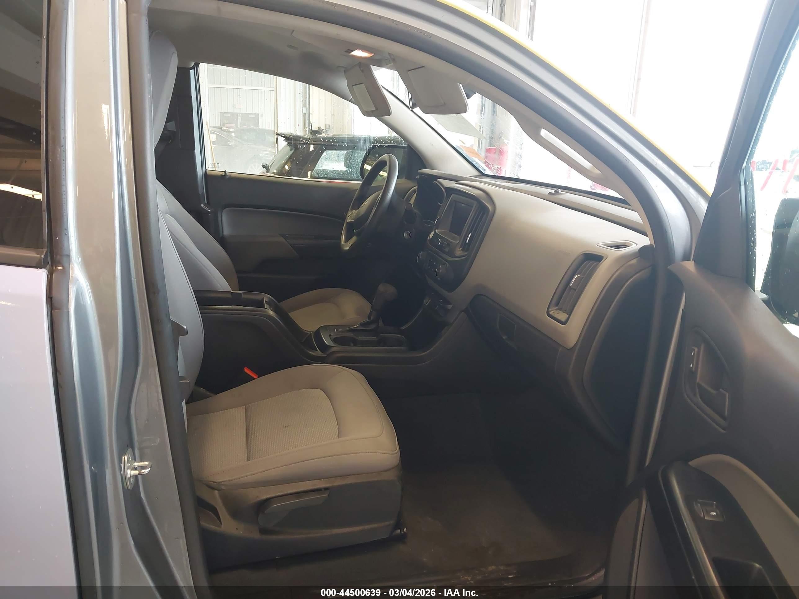 CHEVROLET COLORADO image 5