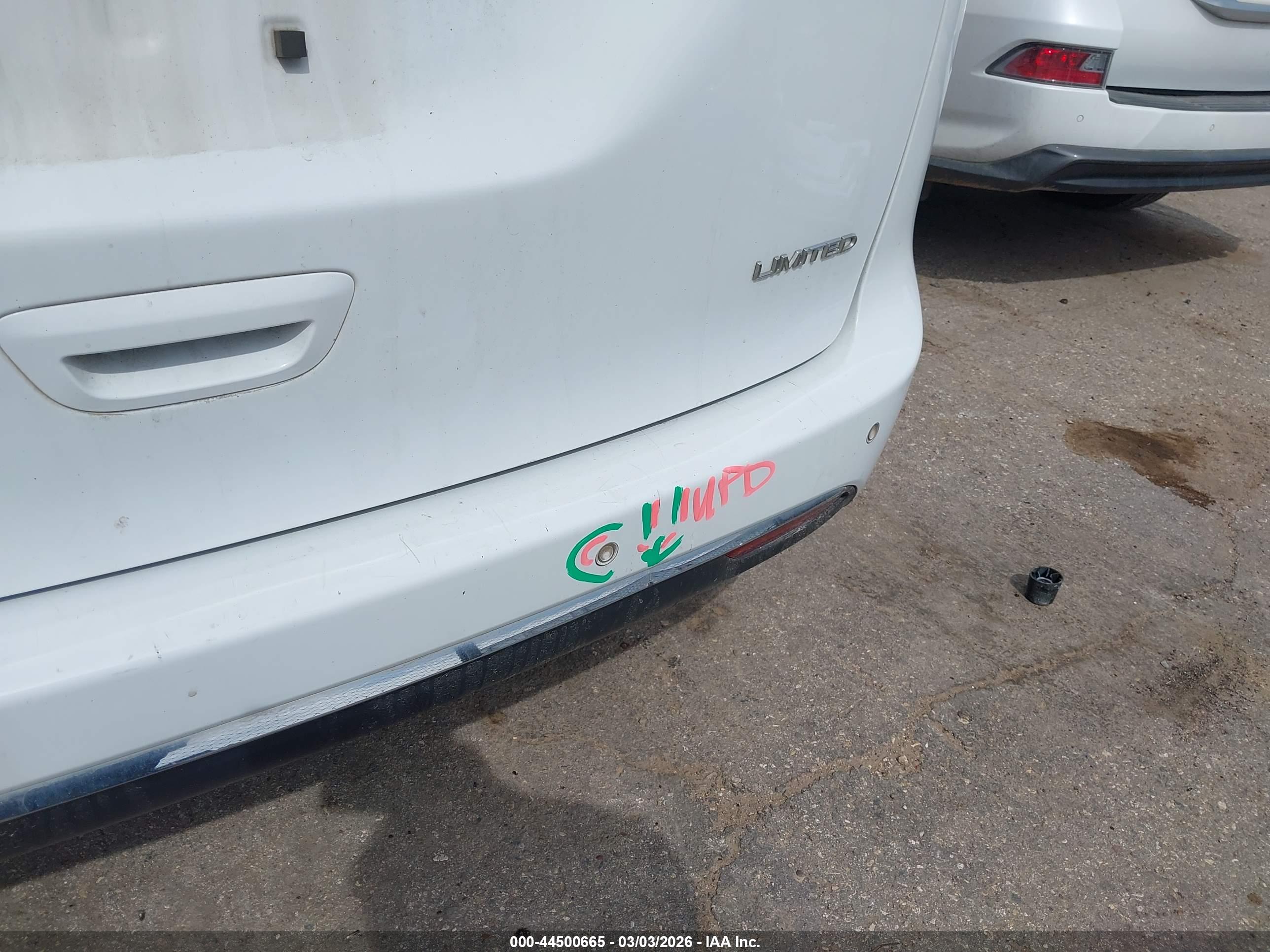 CHRYSLER PACIFICA image 6
