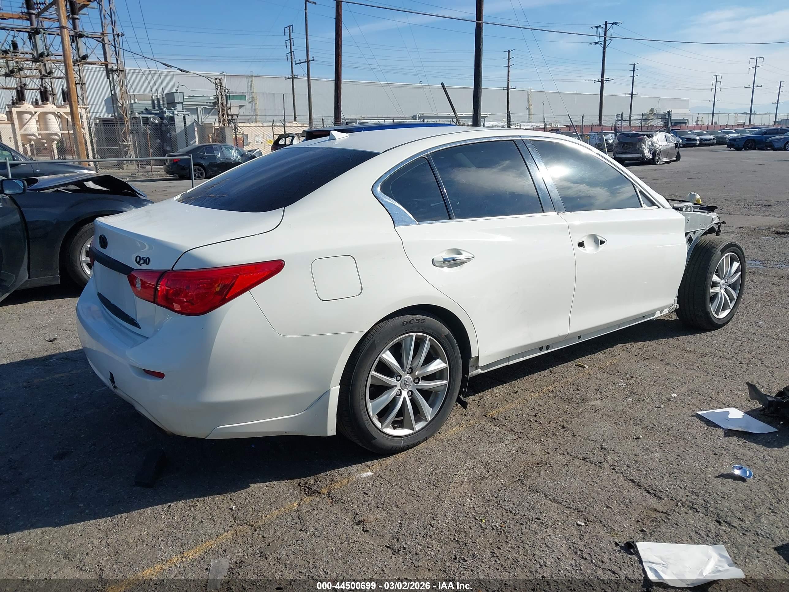INFINITI Q50 image 4