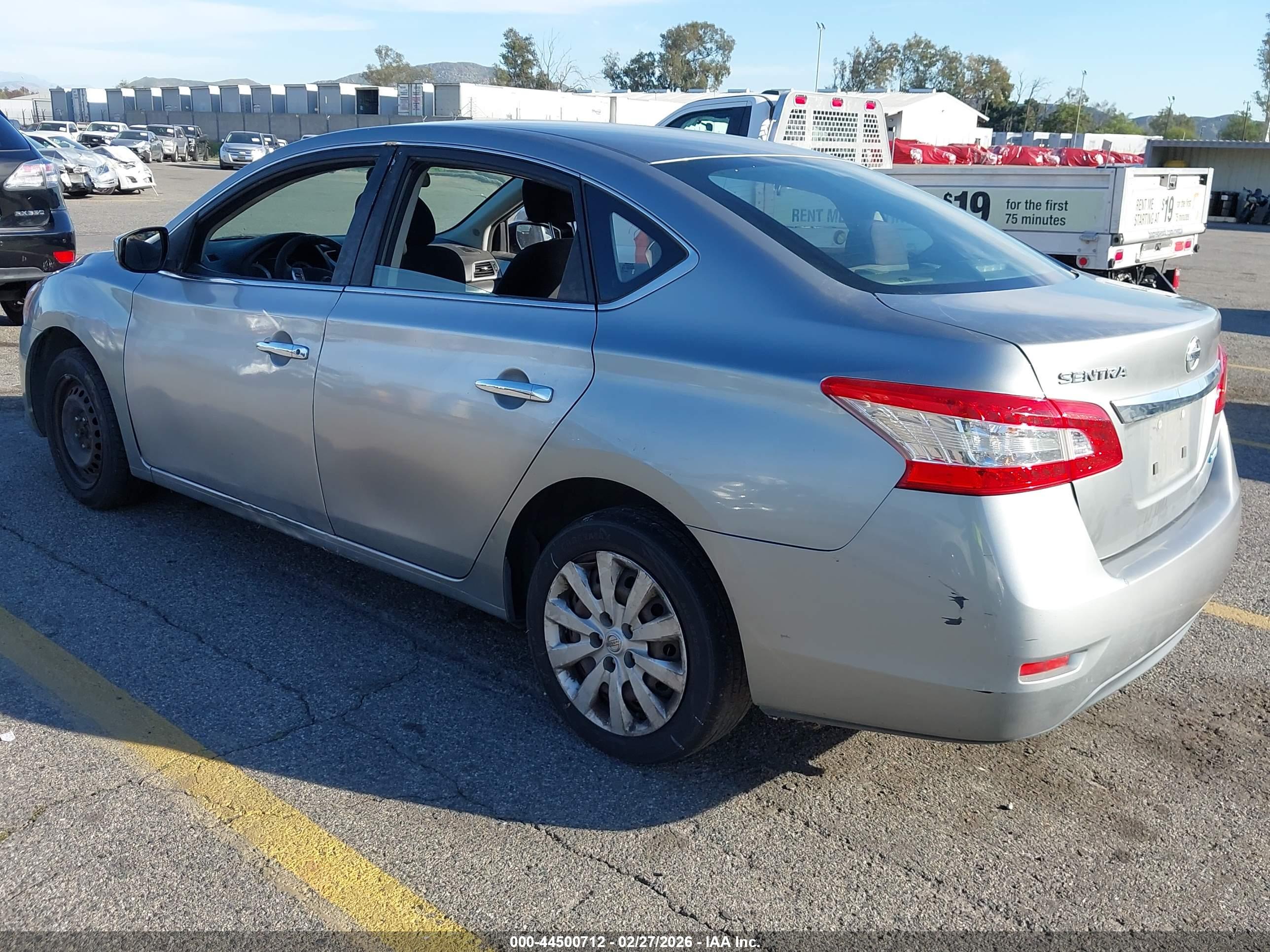 NISSAN SENTRA image 3