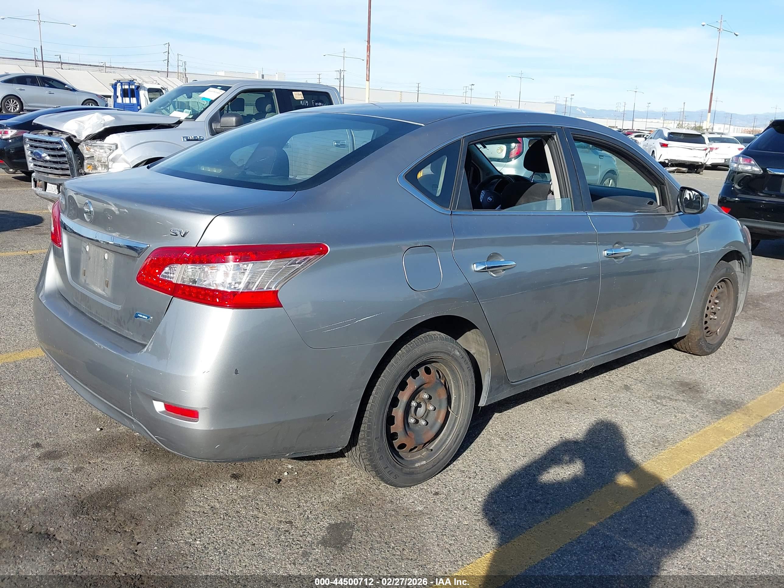 NISSAN SENTRA image 4