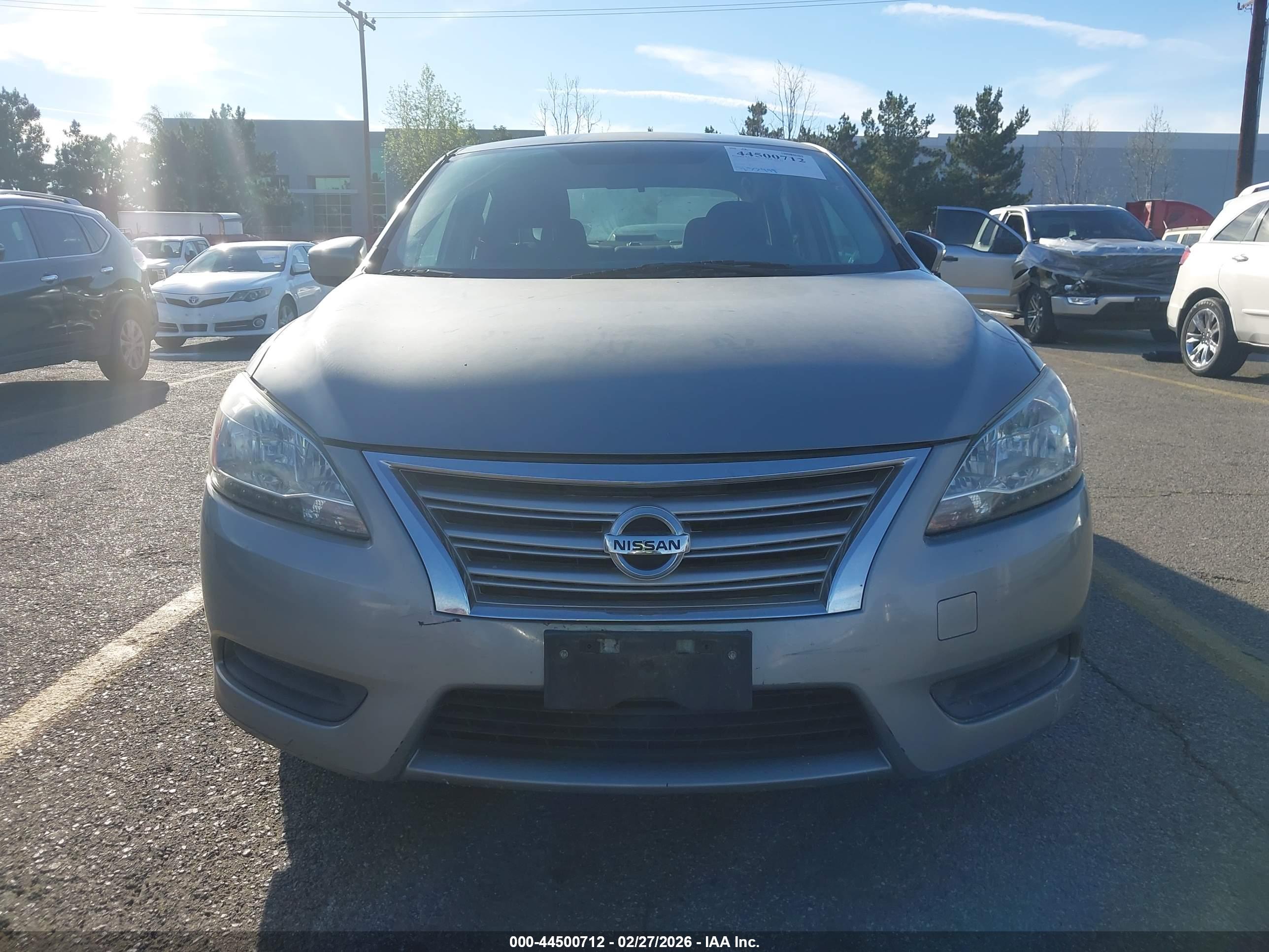 NISSAN SENTRA image 6