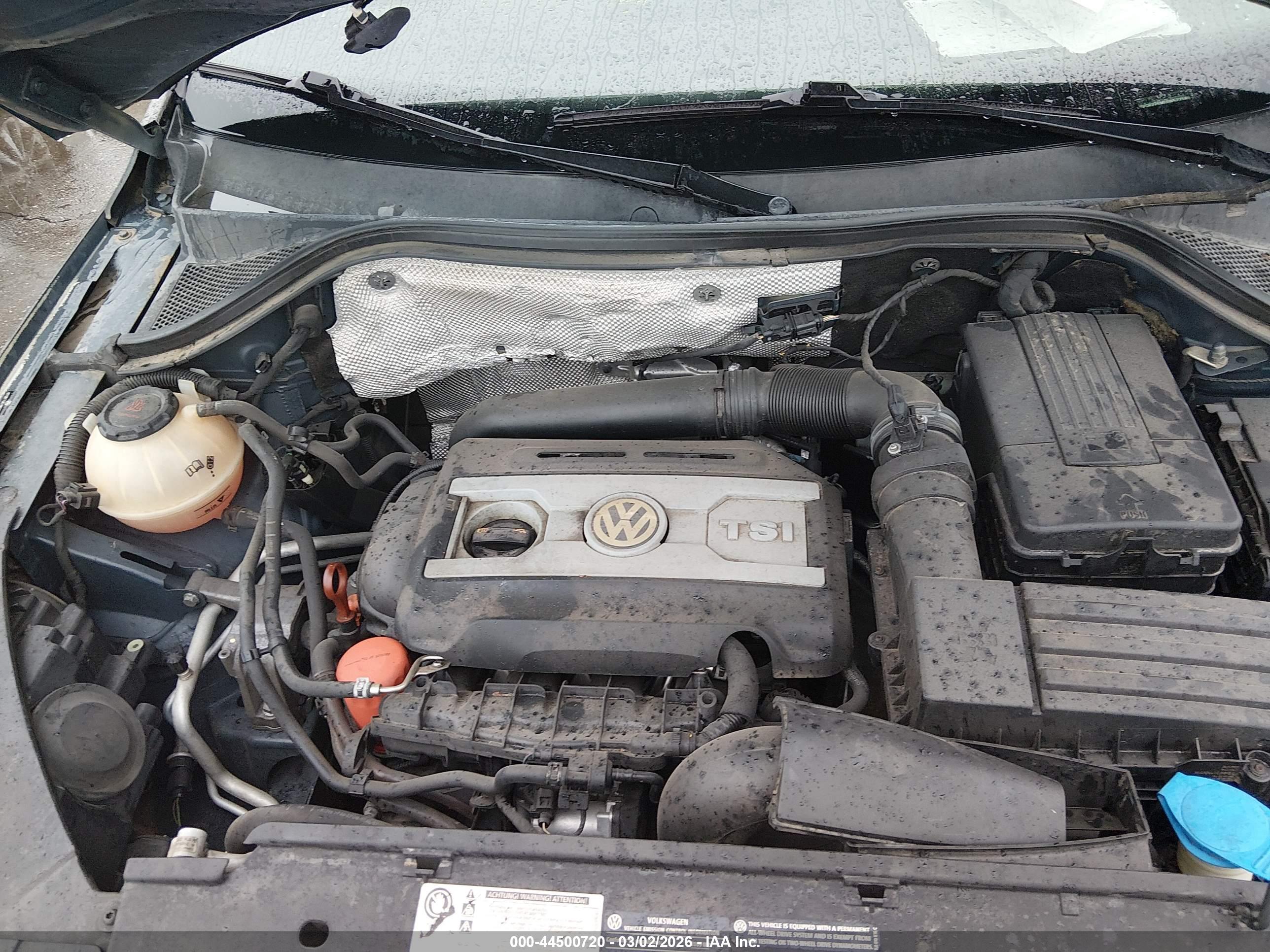 VOLKSWAGEN TIGUAN image 10
