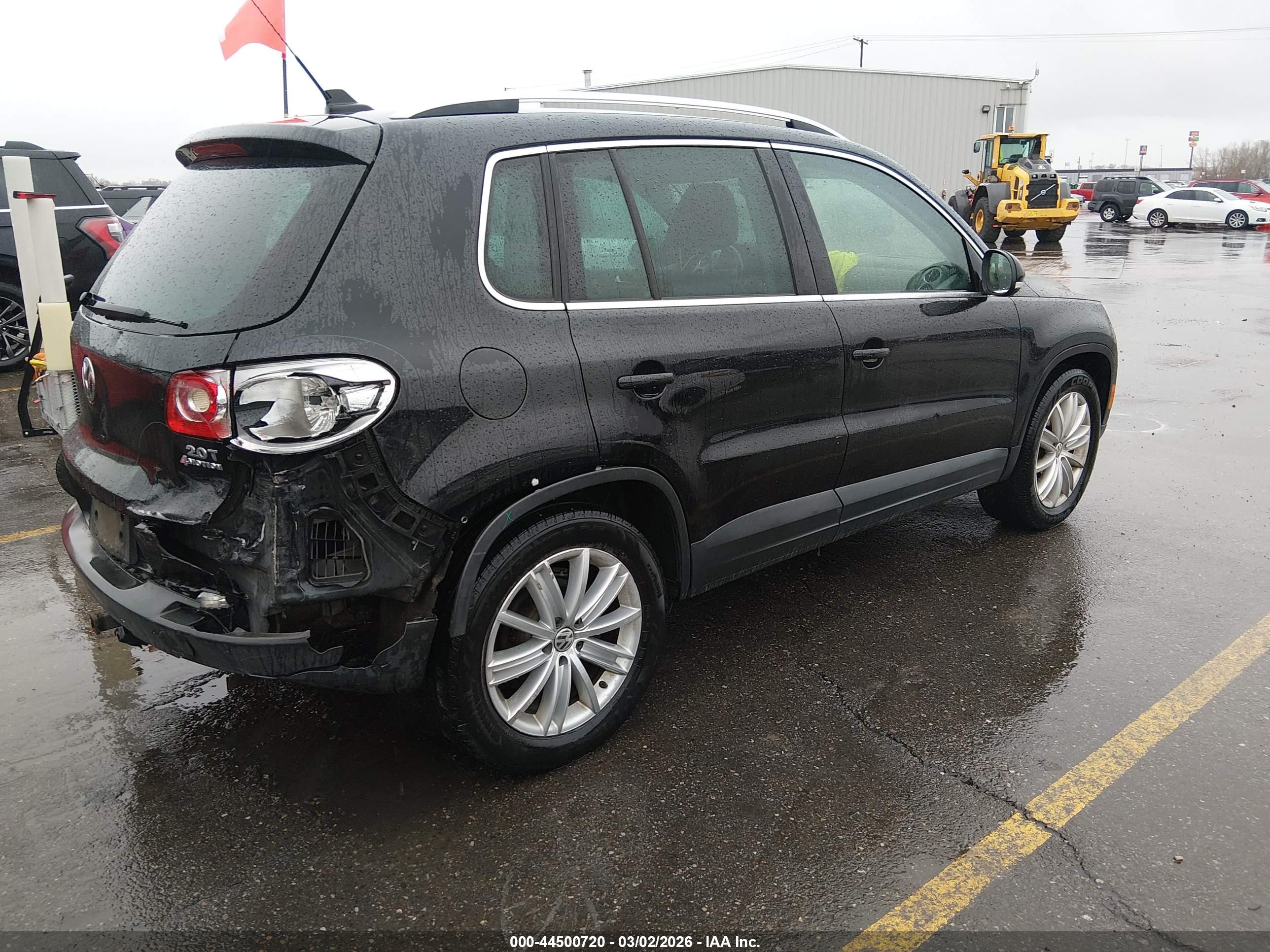 VOLKSWAGEN TIGUAN image 4