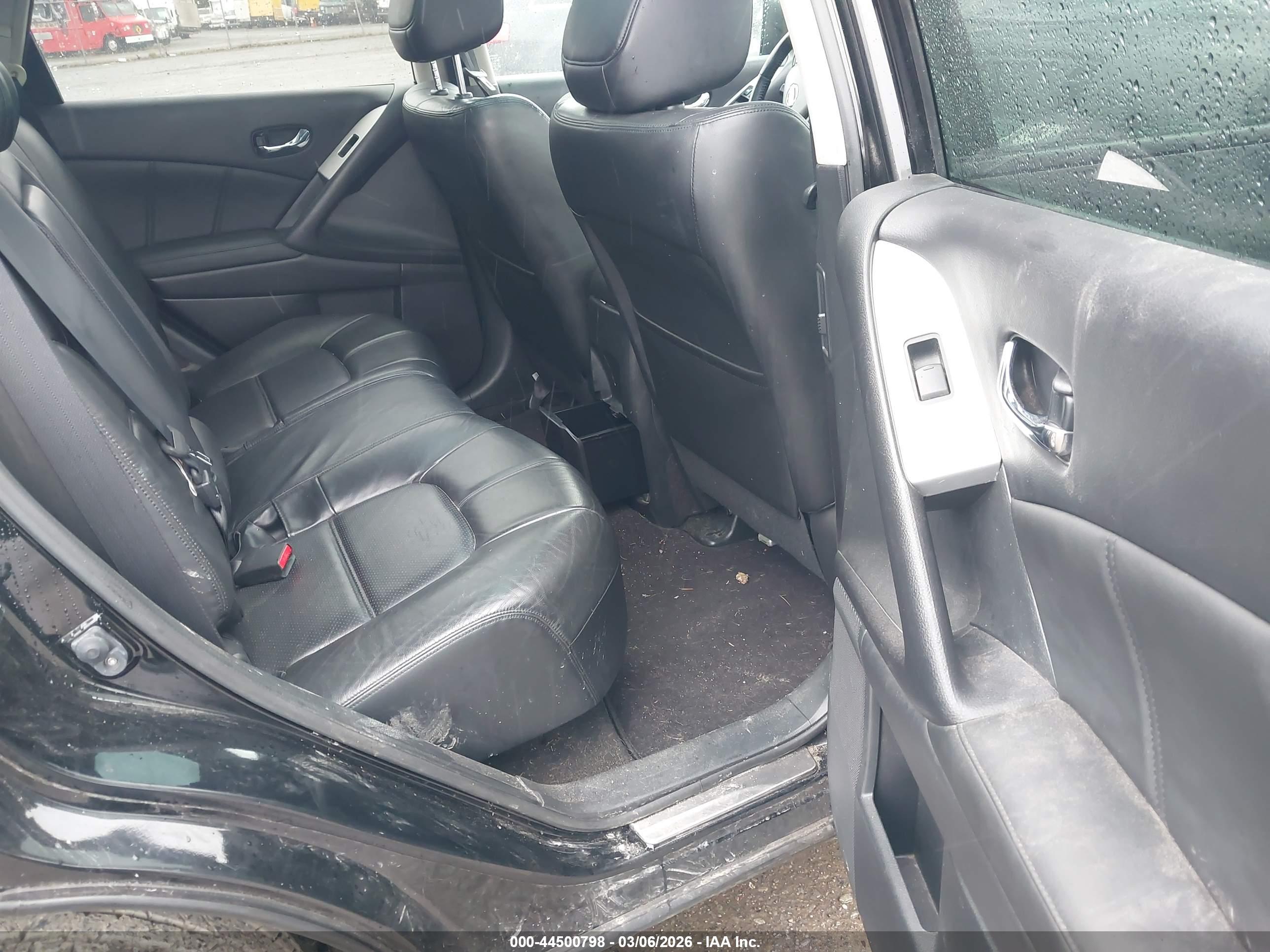 NISSAN MURANO image 8