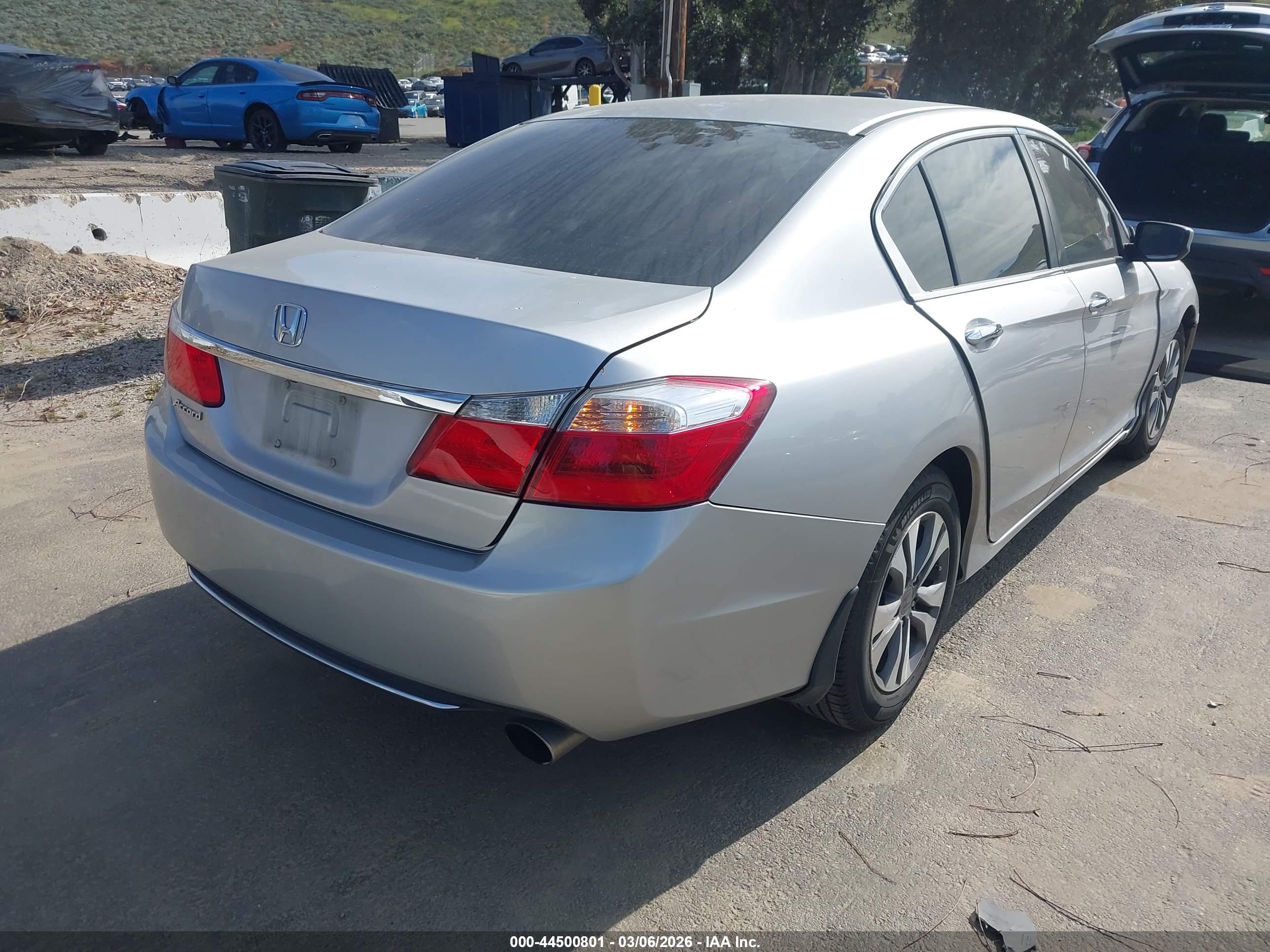HONDA ACCORD image 4