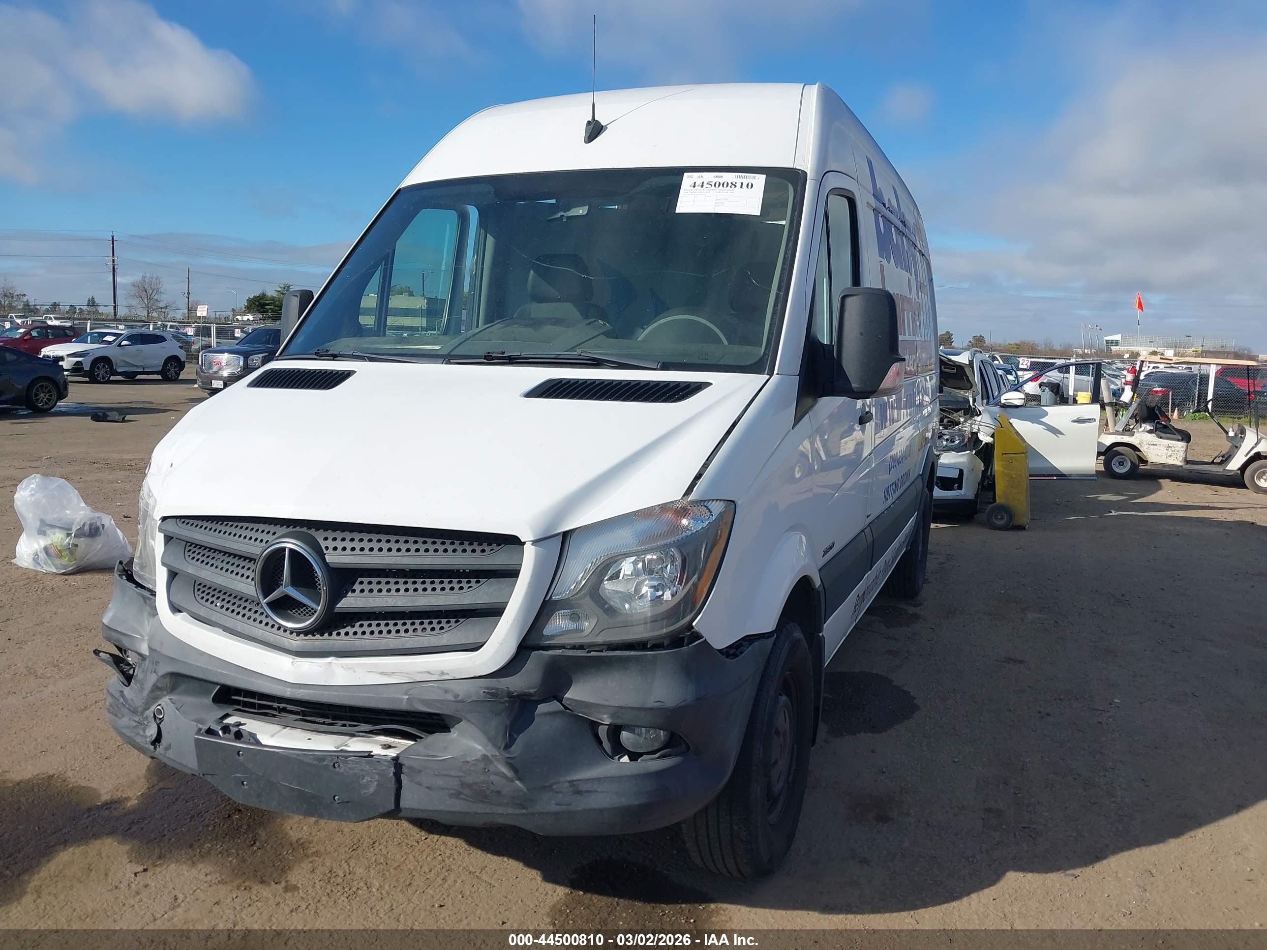 MERCEDES-BENZ SPRINTER image 2